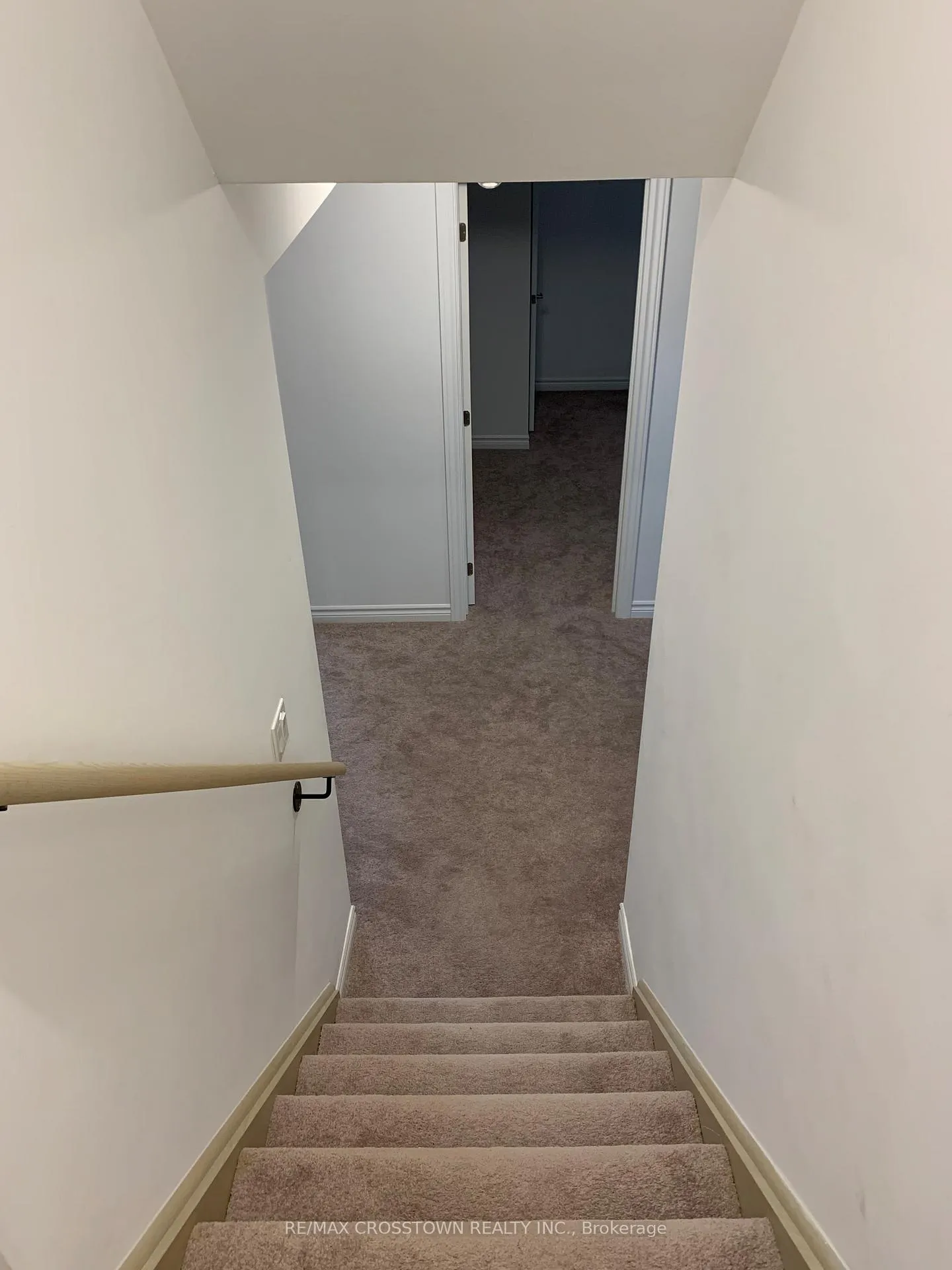 Photo 4 of Unit Bsmt, 72 Mabern Street, Barrie, Rural Barrie Southwest — HOMEH