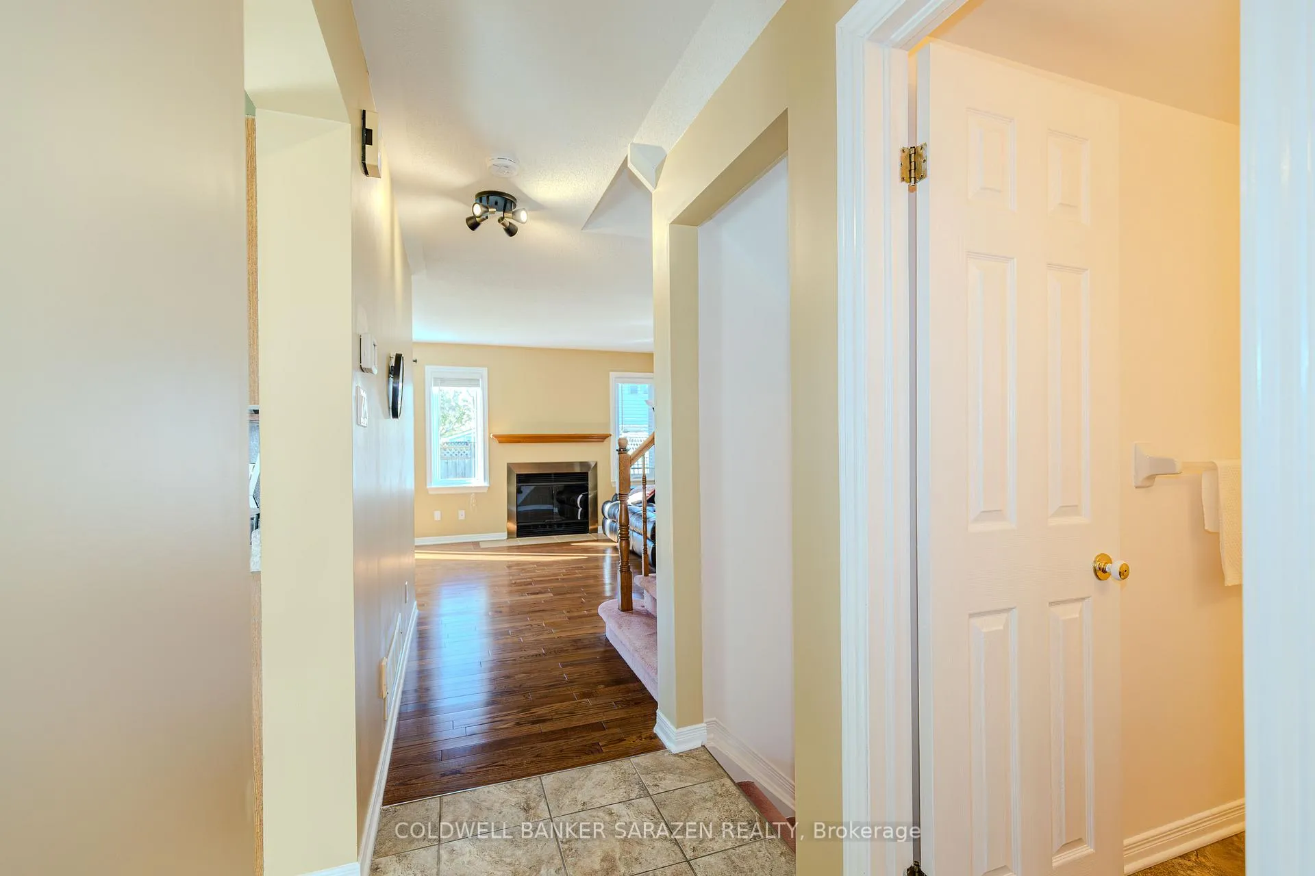 Photo 7 of 94 Markland Crescent, Ottawa, Barrhaven East — HOMEH
