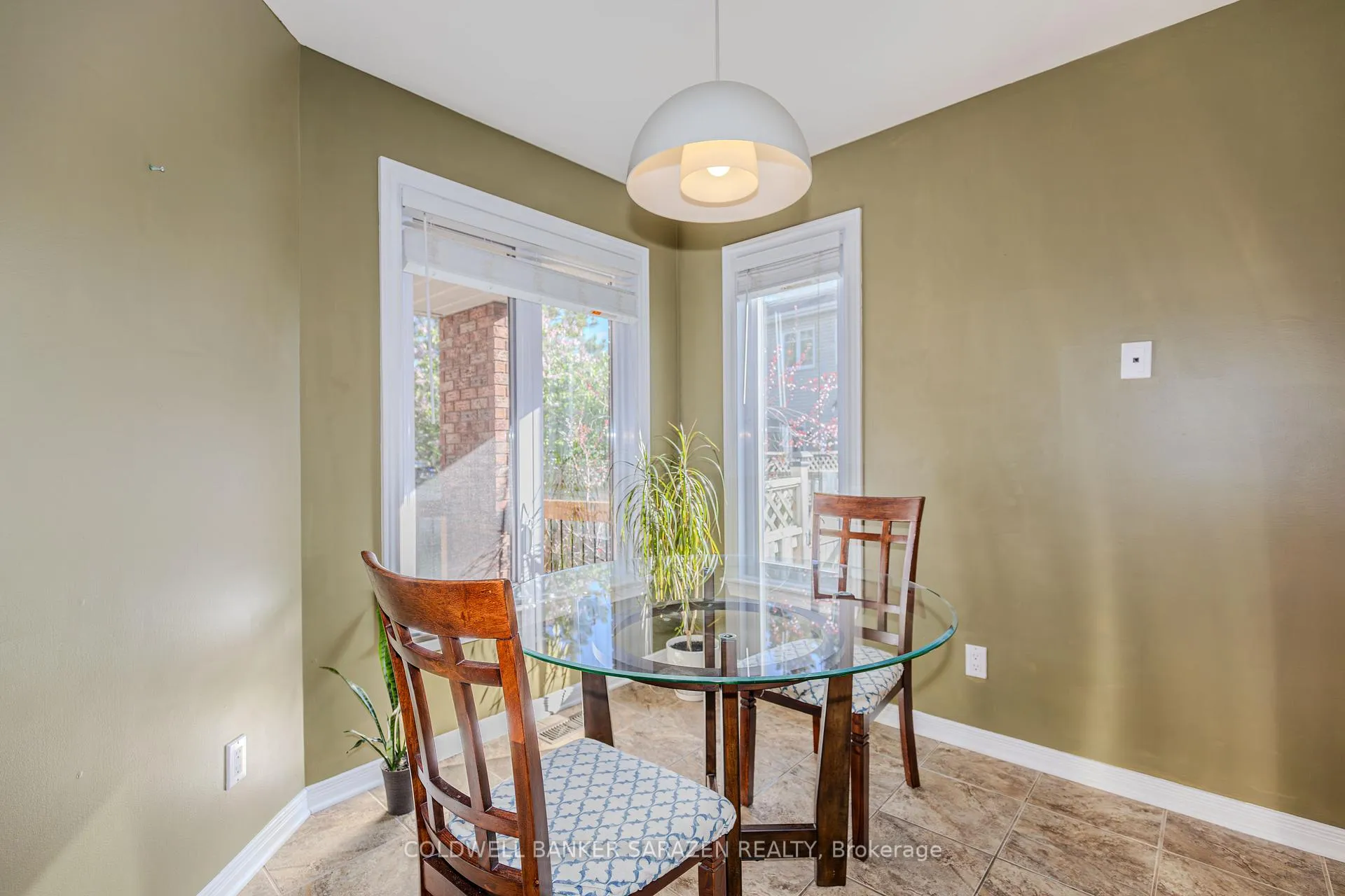 Photo 9 of 94 Markland Crescent, Ottawa, Barrhaven East — HOMEH
