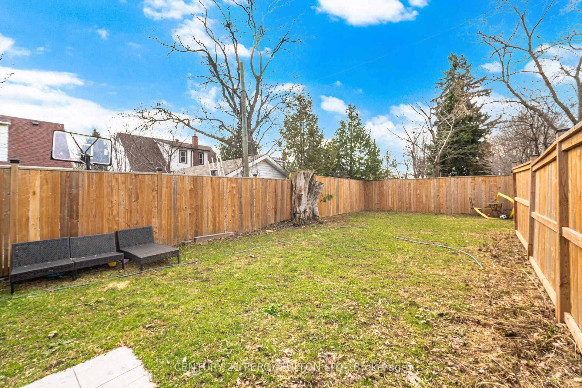 Photo 7 of 195 Danforth Road, Scarborough, Oakridge — HOMEH
