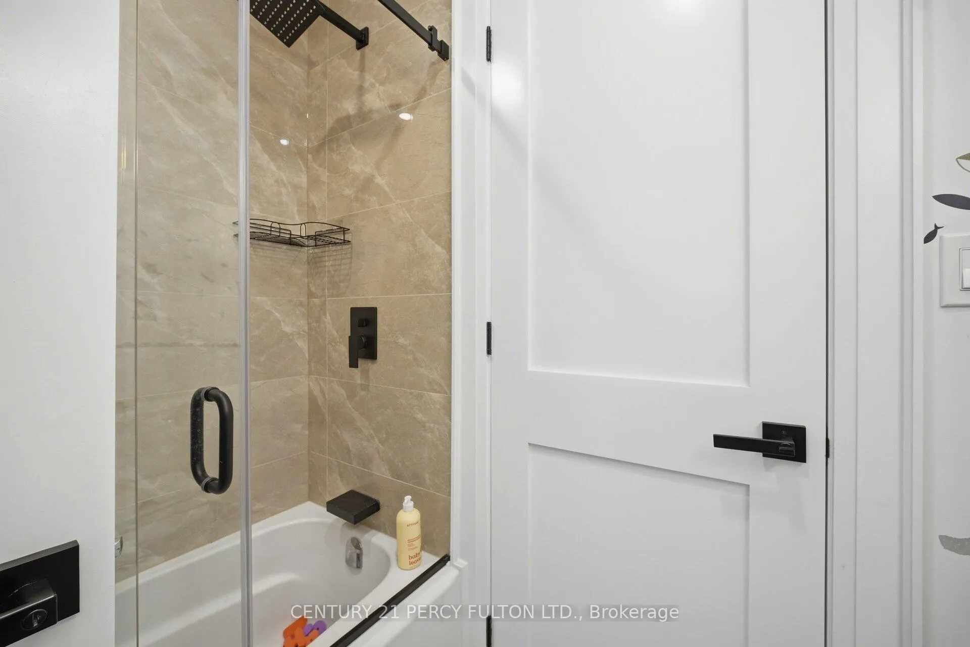 Photo 18 of 195 Danforth Road, Scarborough, Oakridge — HOMEH