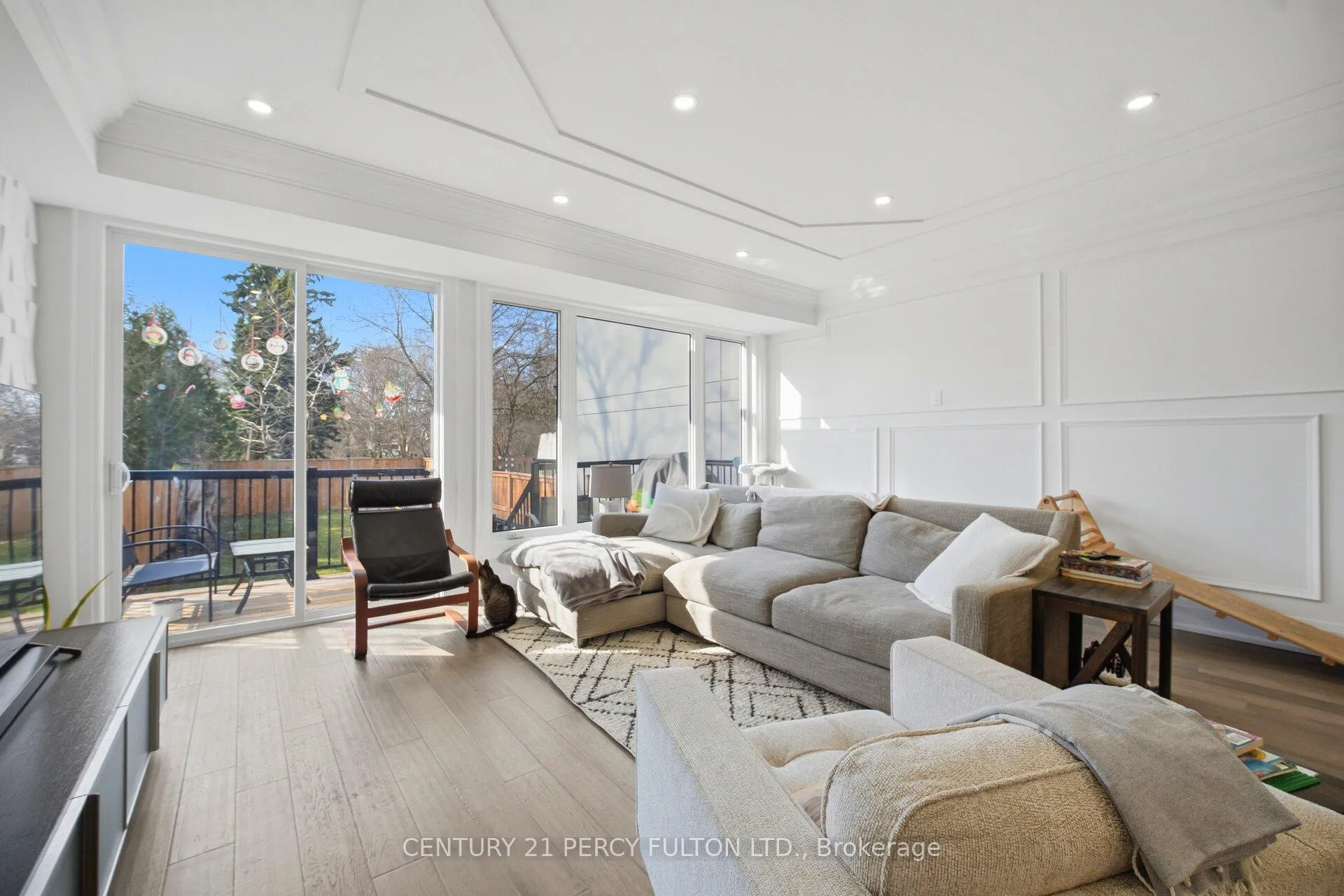 Photo 28 of 195 Danforth Road, Scarborough, Oakridge — HOMEH