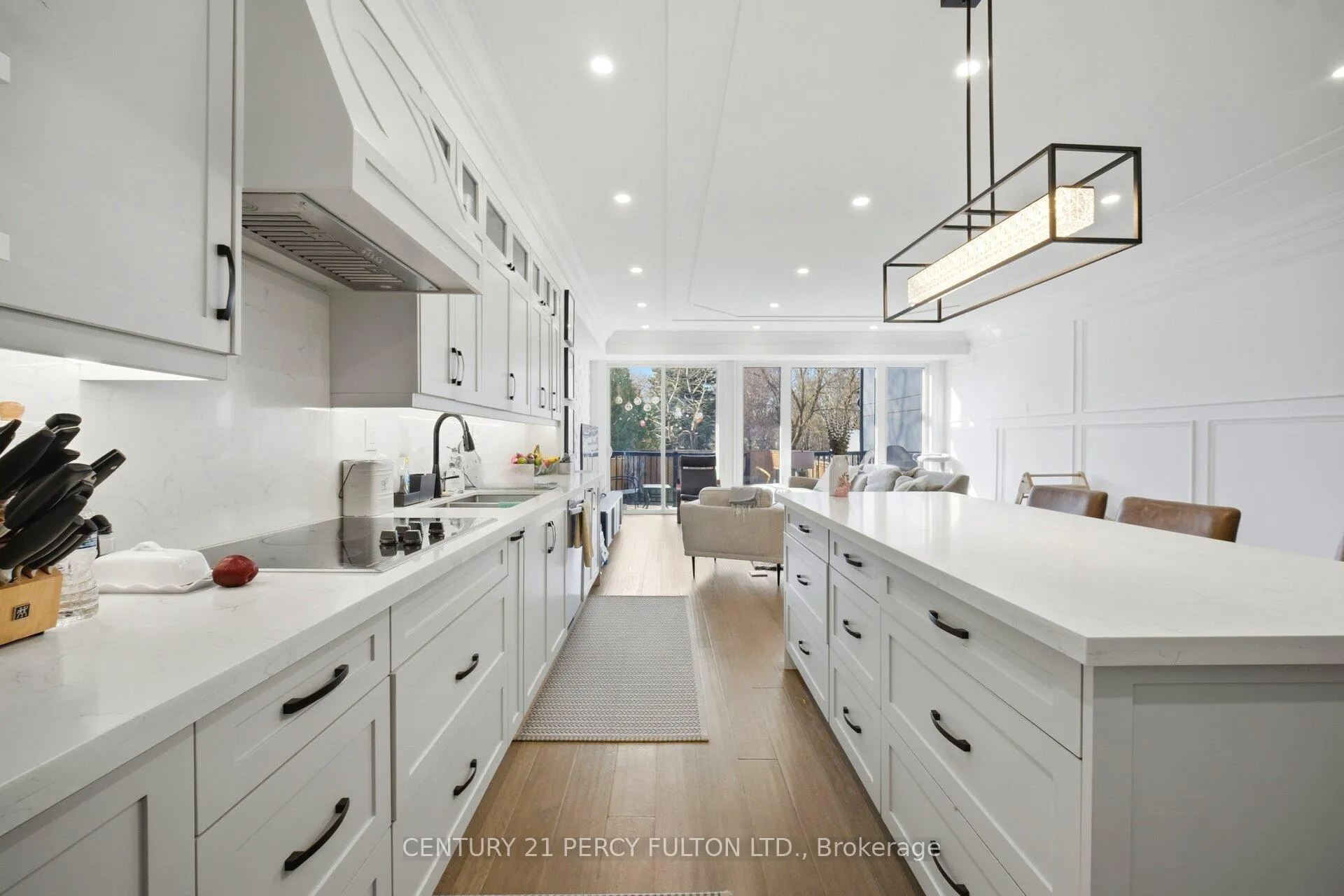 Photo 33 of 195 Danforth Road, Scarborough, Oakridge — HOMEH