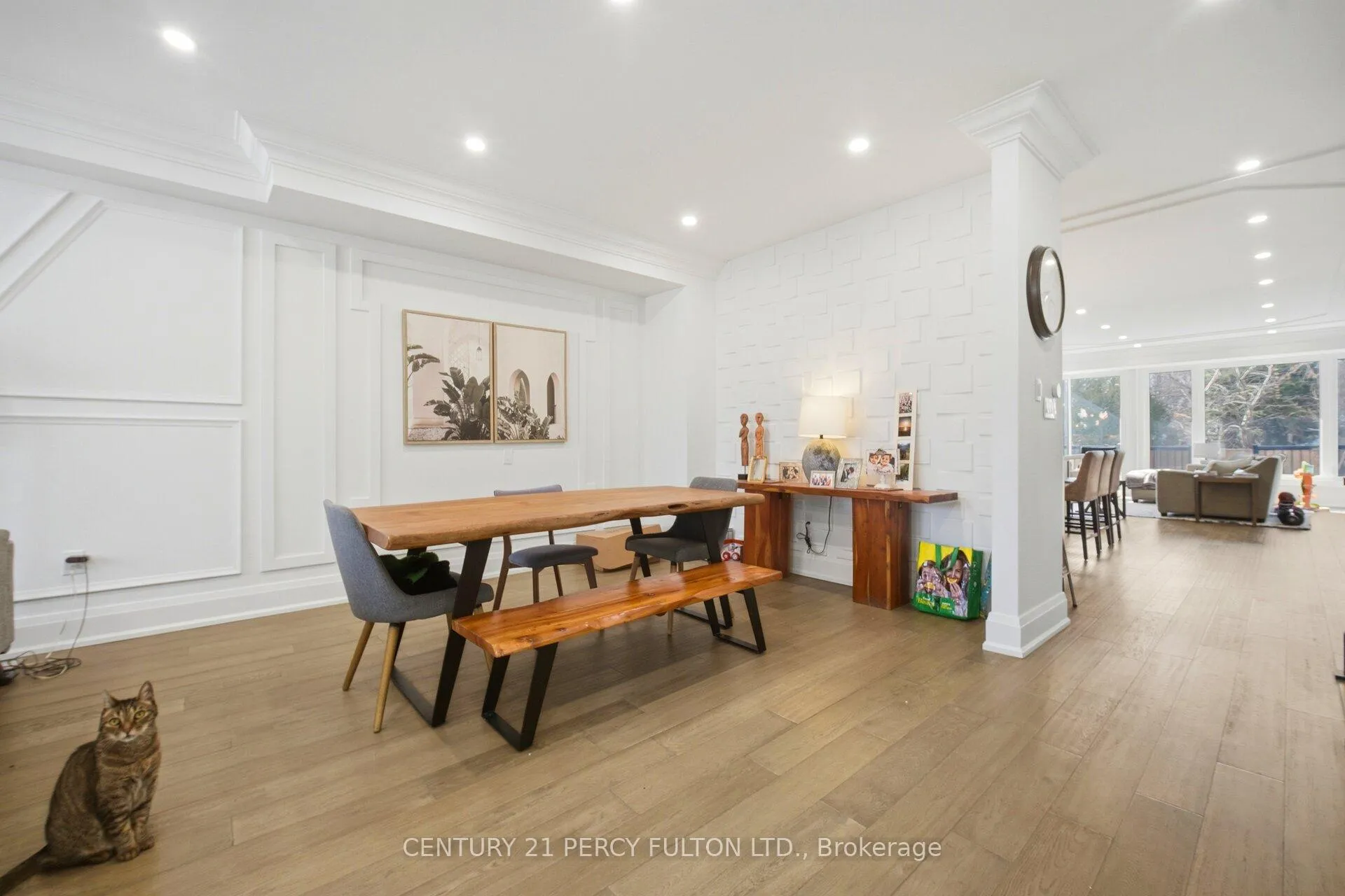Photo 40 of 195 Danforth Road, Scarborough, Oakridge — HOMEH