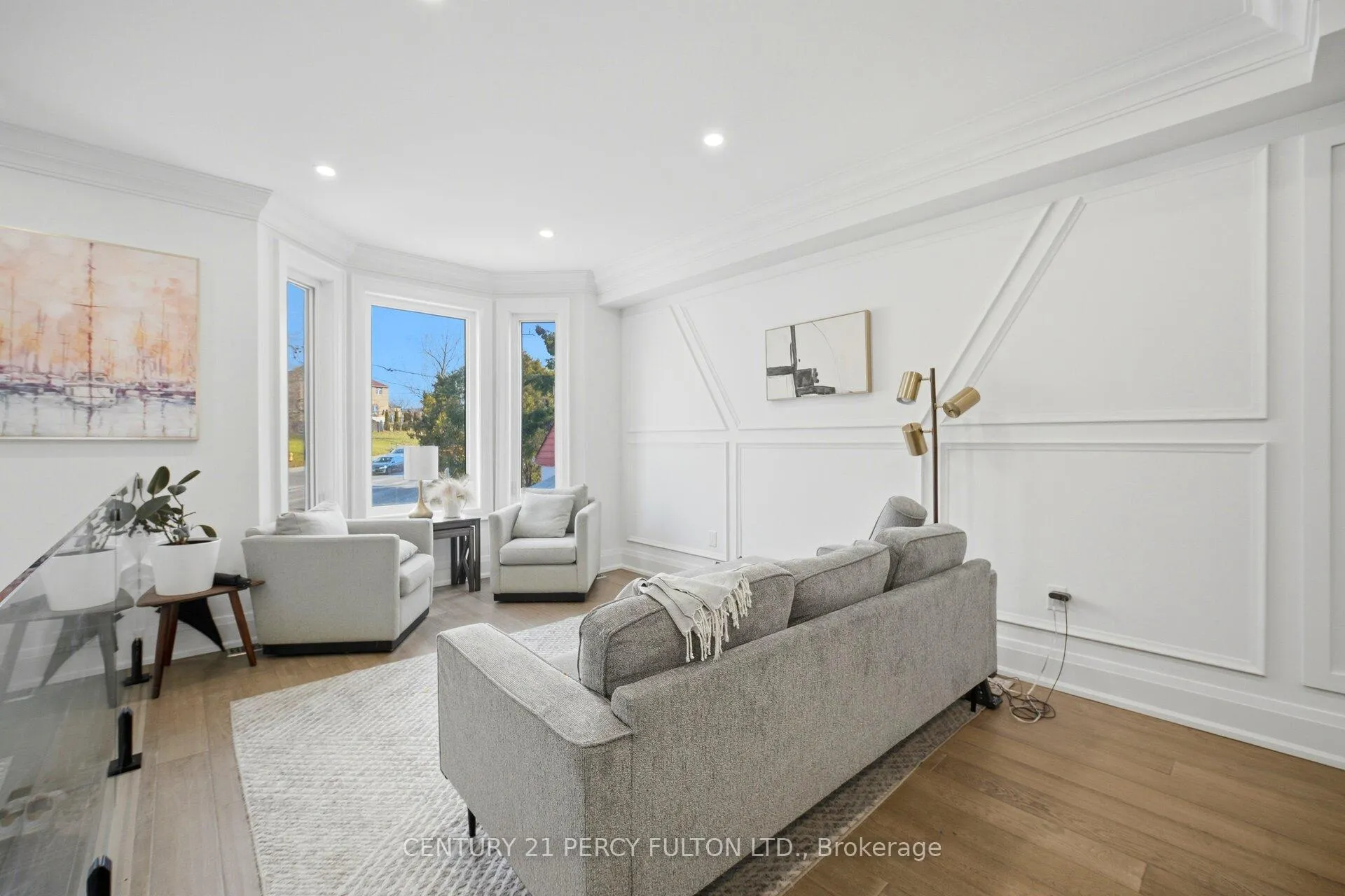 Photo 44 of 195 Danforth Road, Scarborough, Oakridge — HOMEH