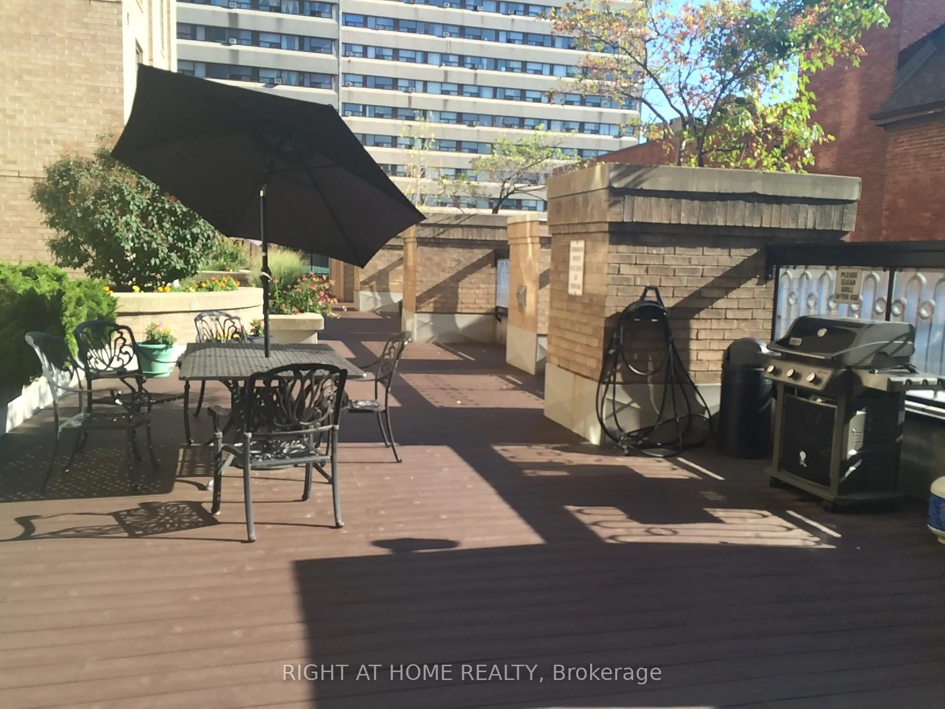 Photo 26 of Unit 804, 284 Bloor Street W, Toronto, The Annex — HOMEH