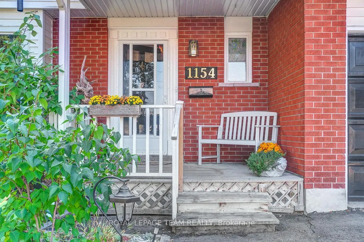 Photo 3 of 1154 Brookfield Road E, Ottawa, Brookfield Gardens — HOMEH