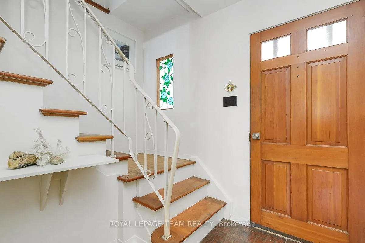 Photo 6 of 1154 Brookfield Road E, Ottawa, Brookfield Gardens — HOMEH