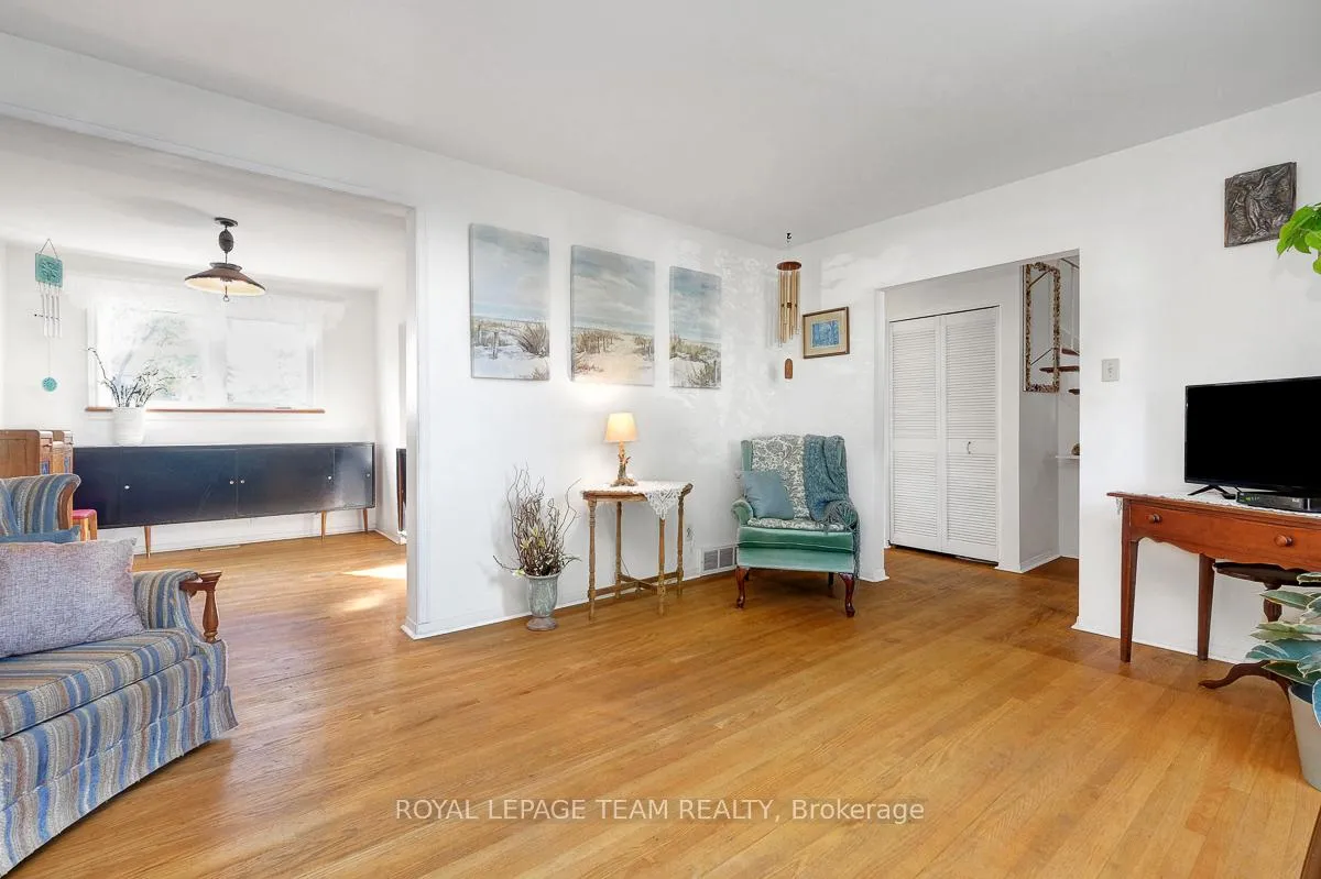 Photo 10 of 1154 Brookfield Road E, Ottawa, Brookfield Gardens — HOMEH