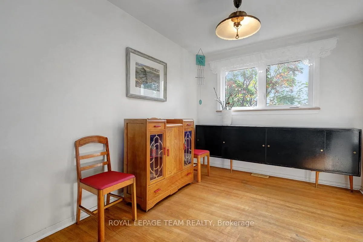 Photo 11 of 1154 Brookfield Road E, Ottawa, Brookfield Gardens — HOMEH