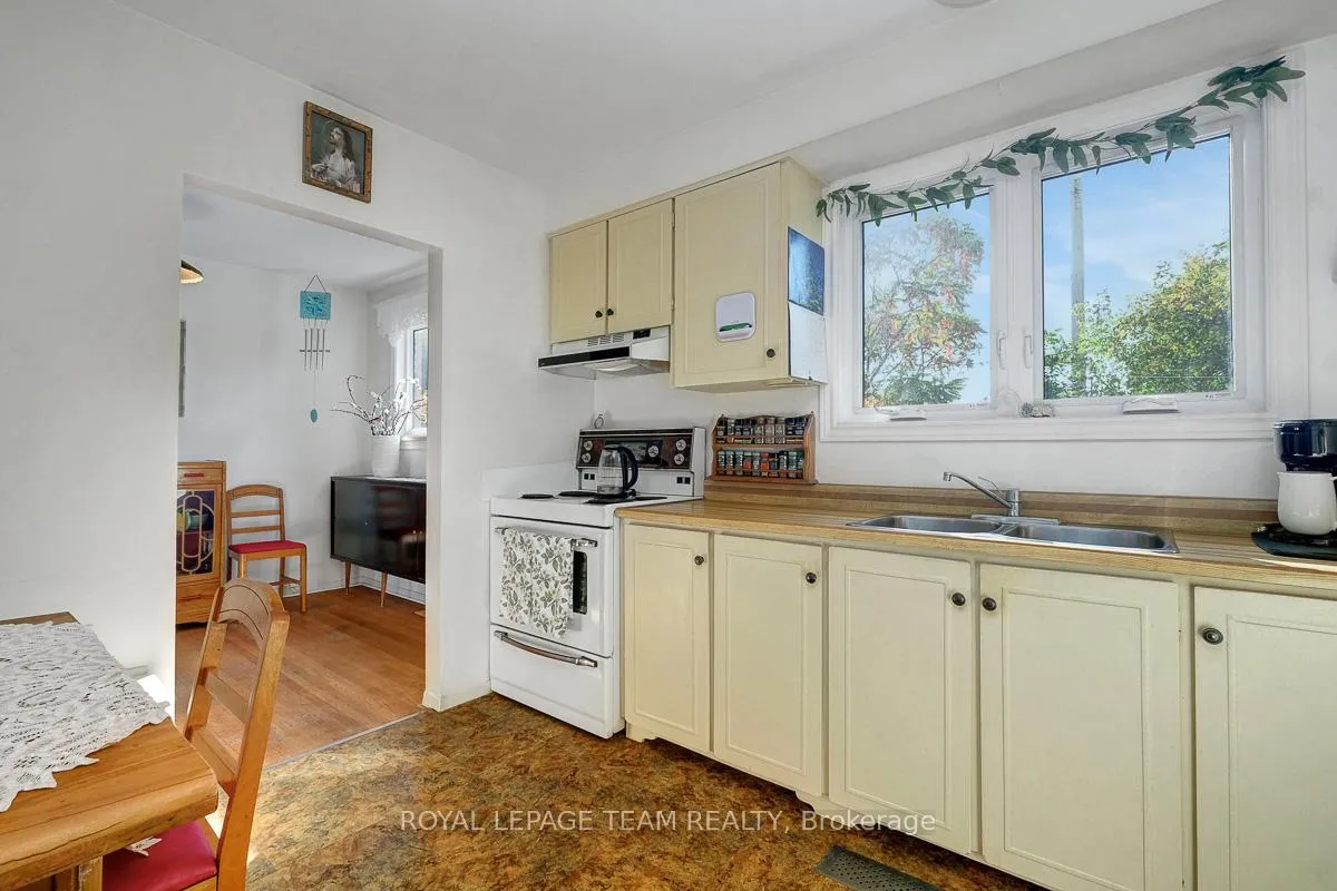Photo 19 of 1154 Brookfield Road E, Ottawa, Brookfield Gardens — HOMEH