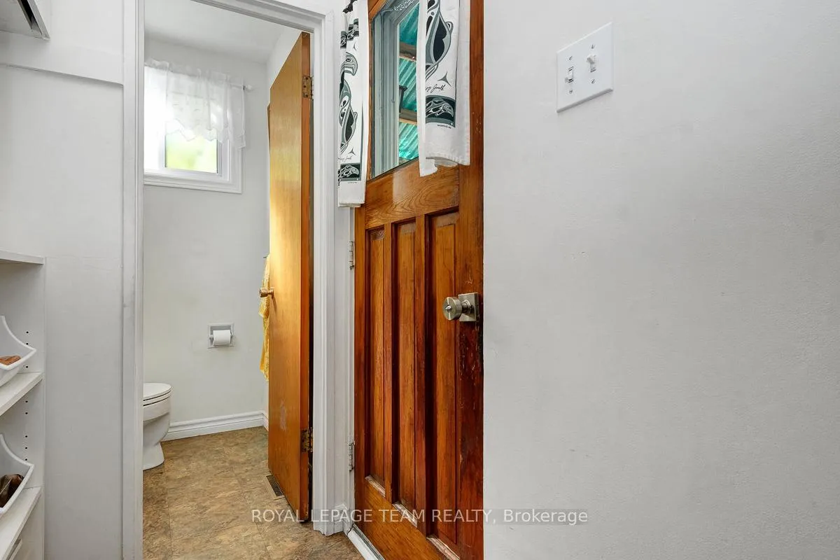 Photo 21 of 1154 Brookfield Road E, Ottawa, Brookfield Gardens — HOMEH