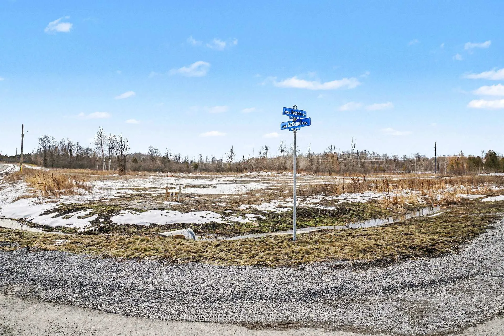 Photo 20 of 1580 McDonell Crescent, Ottawa, Osgoode Twp North of Reg Rd 6 — HOMEH
