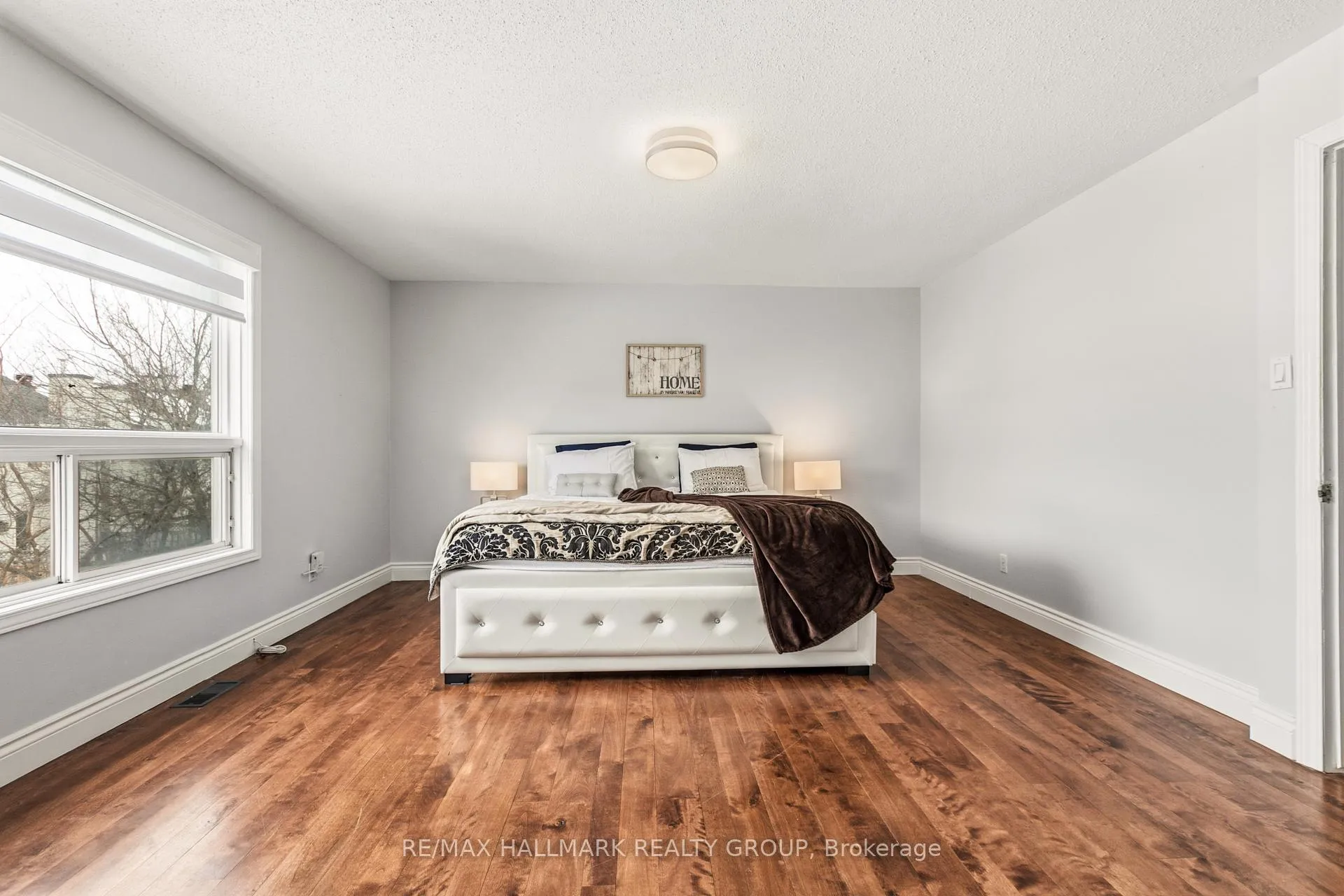 Photo 23 of 340 Stoneway Drive, Ottawa, Barrhaven East — HOMEH