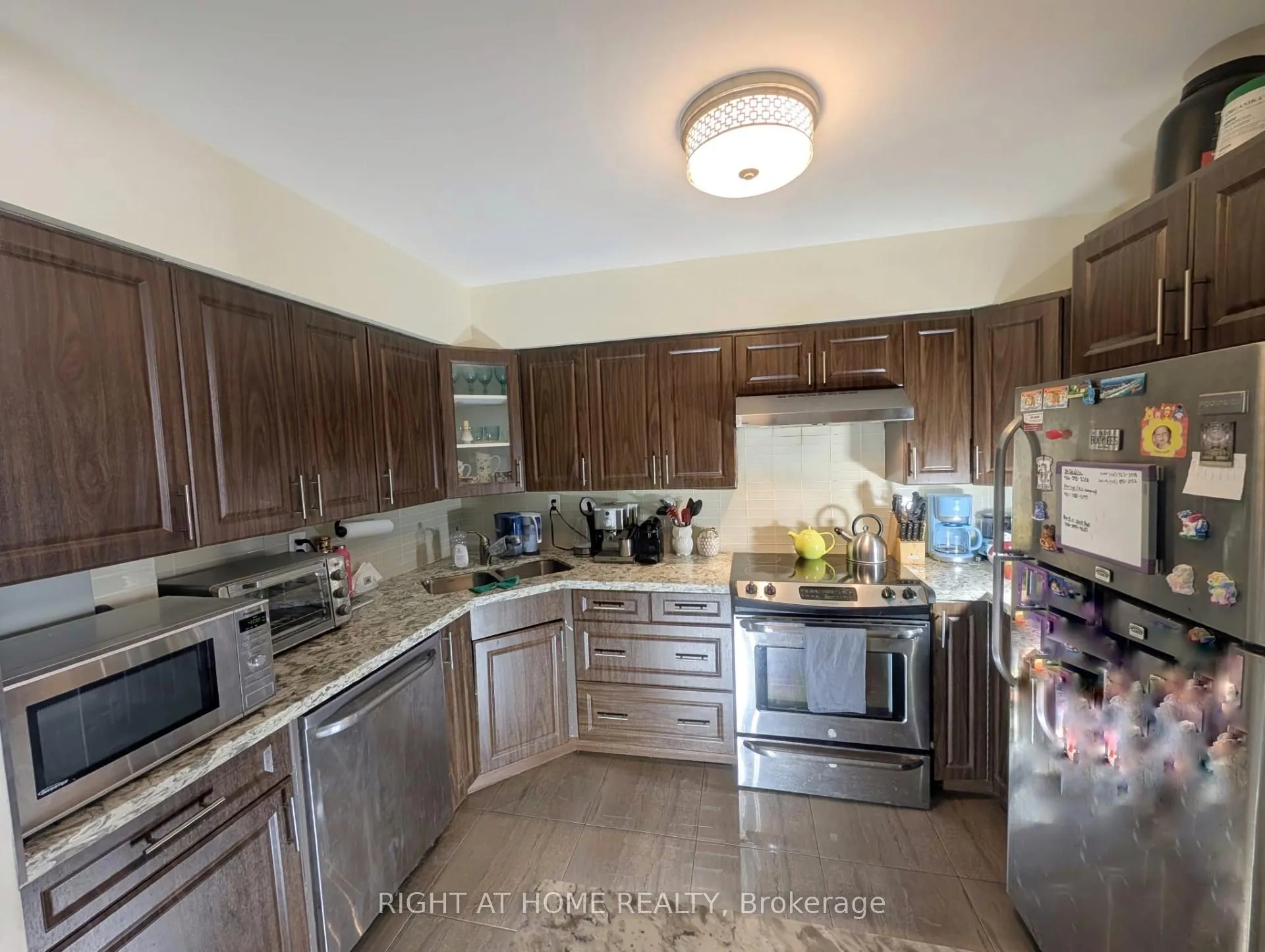 Photo 2 of Unit 607, 80 Quebec Avenue, Toronto, High Park North — HOMEH