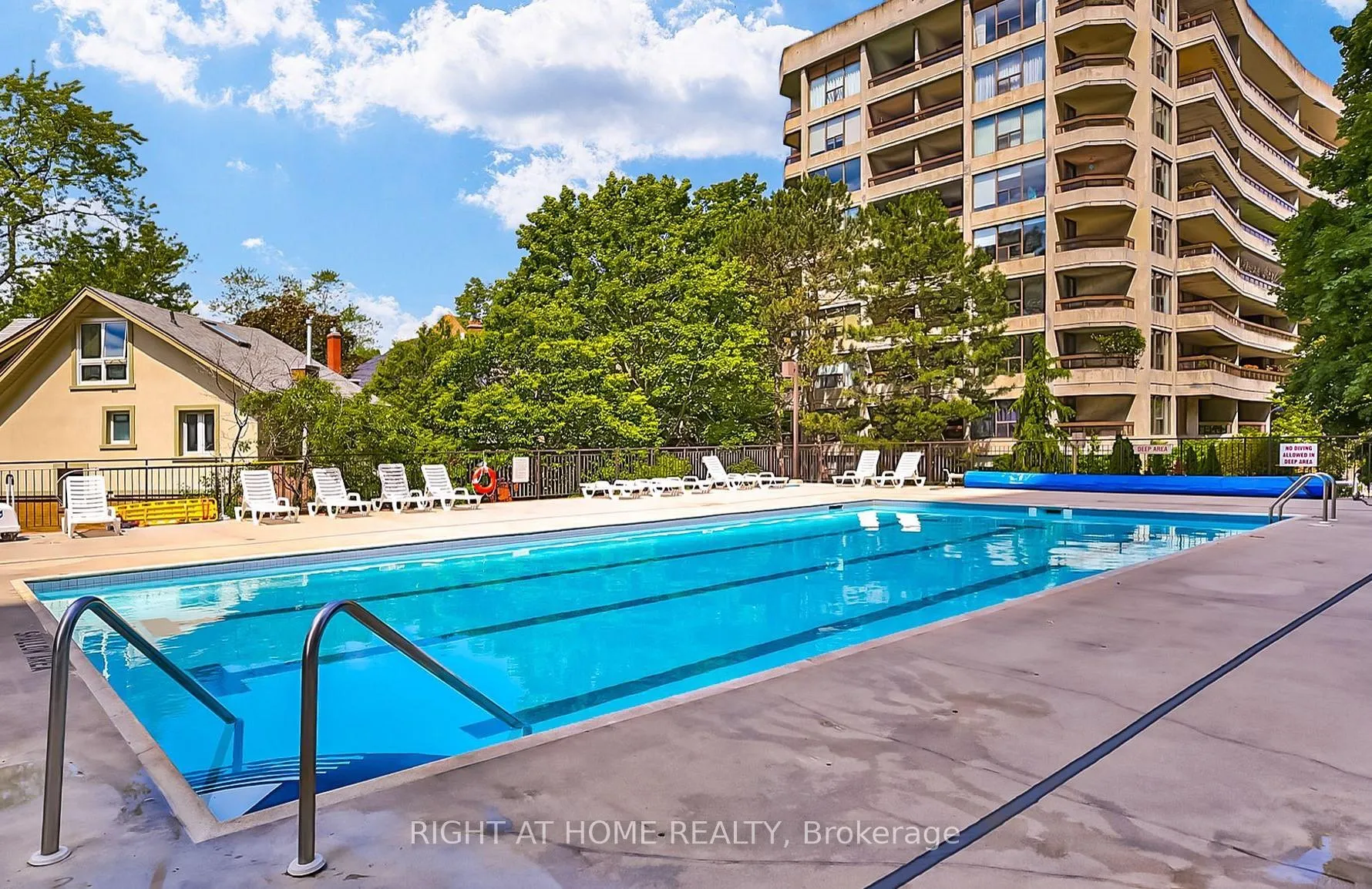 Photo 14 of Unit 607, 80 Quebec Avenue, Toronto, High Park North — HOMEH