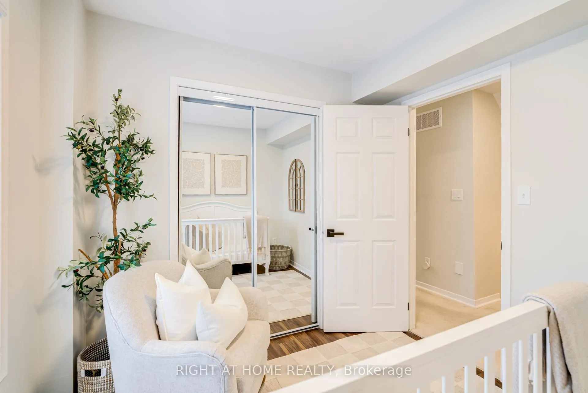 Photo 32 of Unit 88, 1250 St.Martins Drive, Pickering, Bay Ridges — HOMEH