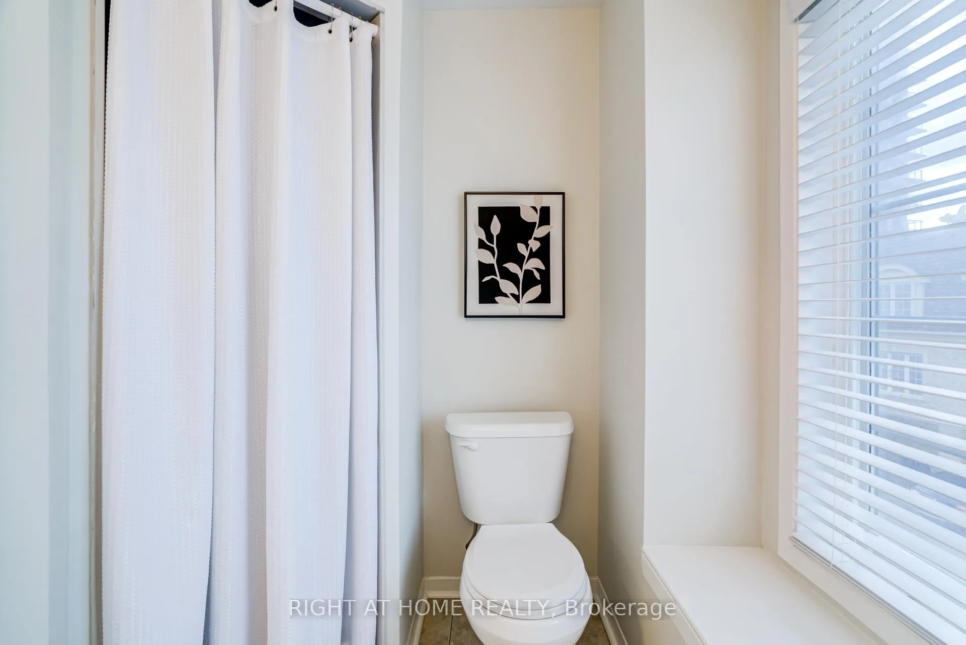 Photo 34 of Unit 88, 1250 St.Martins Drive, Pickering, Bay Ridges — HOMEH