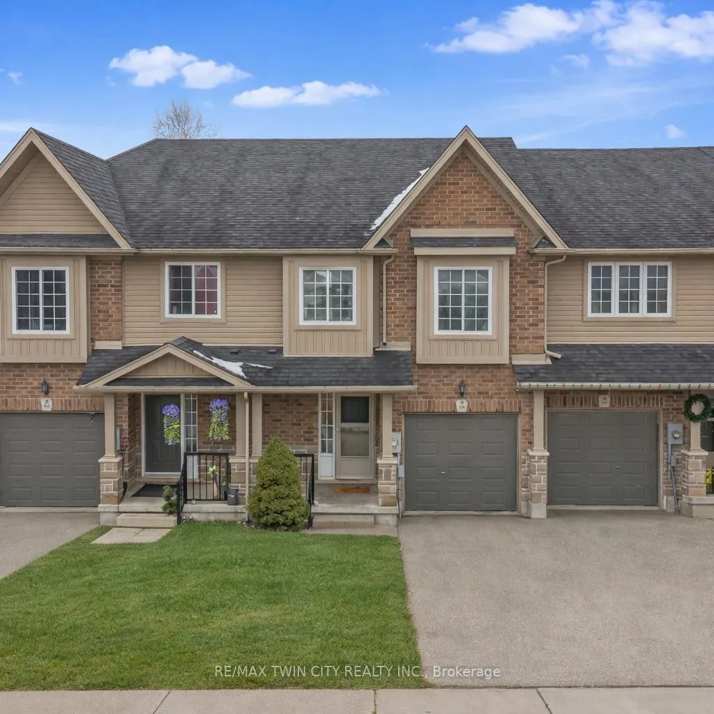 Photo 2 of 930 Zeller Crescent, Kitchener — HOMEH