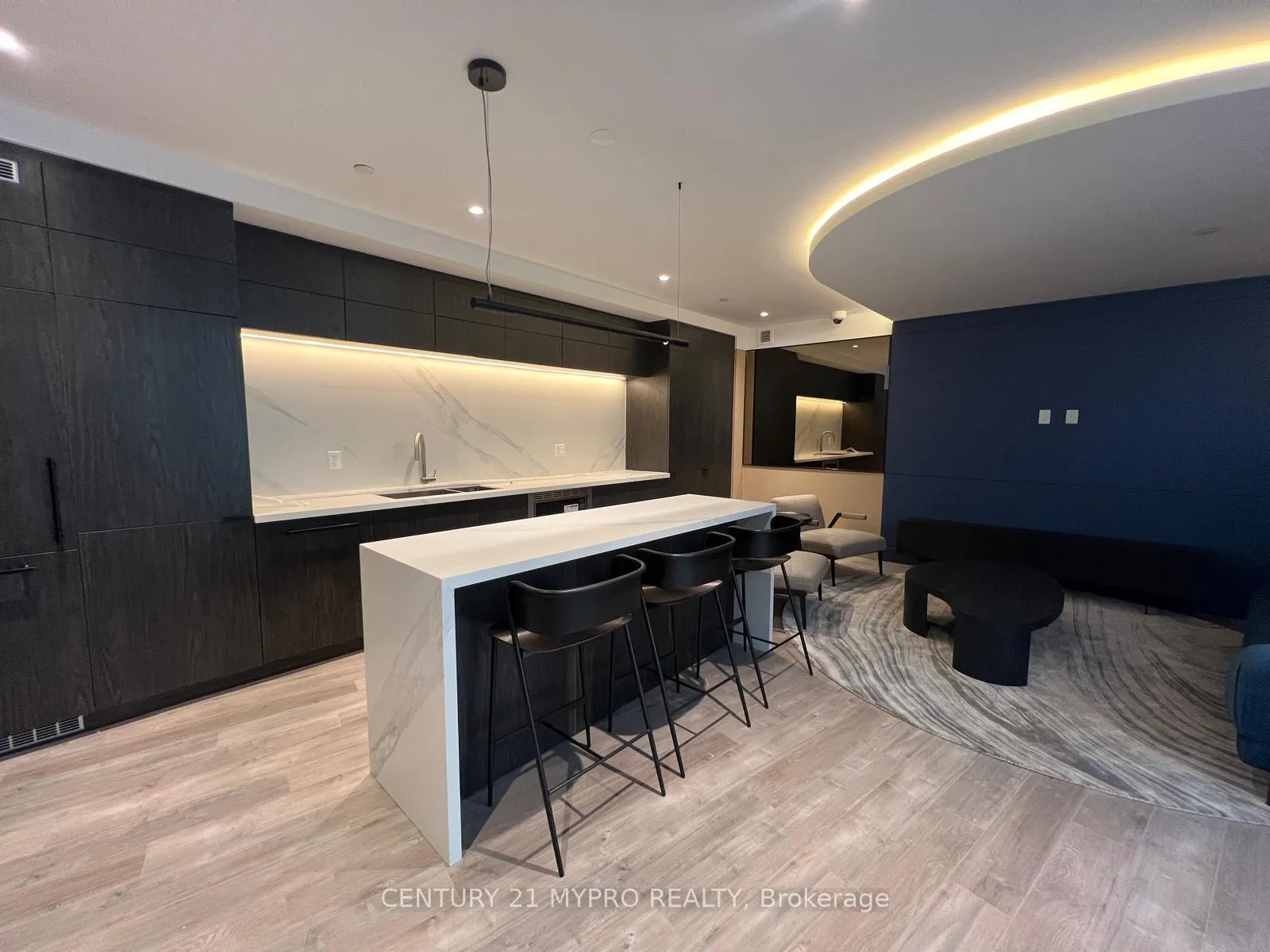Photo 3 of Unit Unit 601, 4878 Powers Common, Burlington, Alton — HOMEH