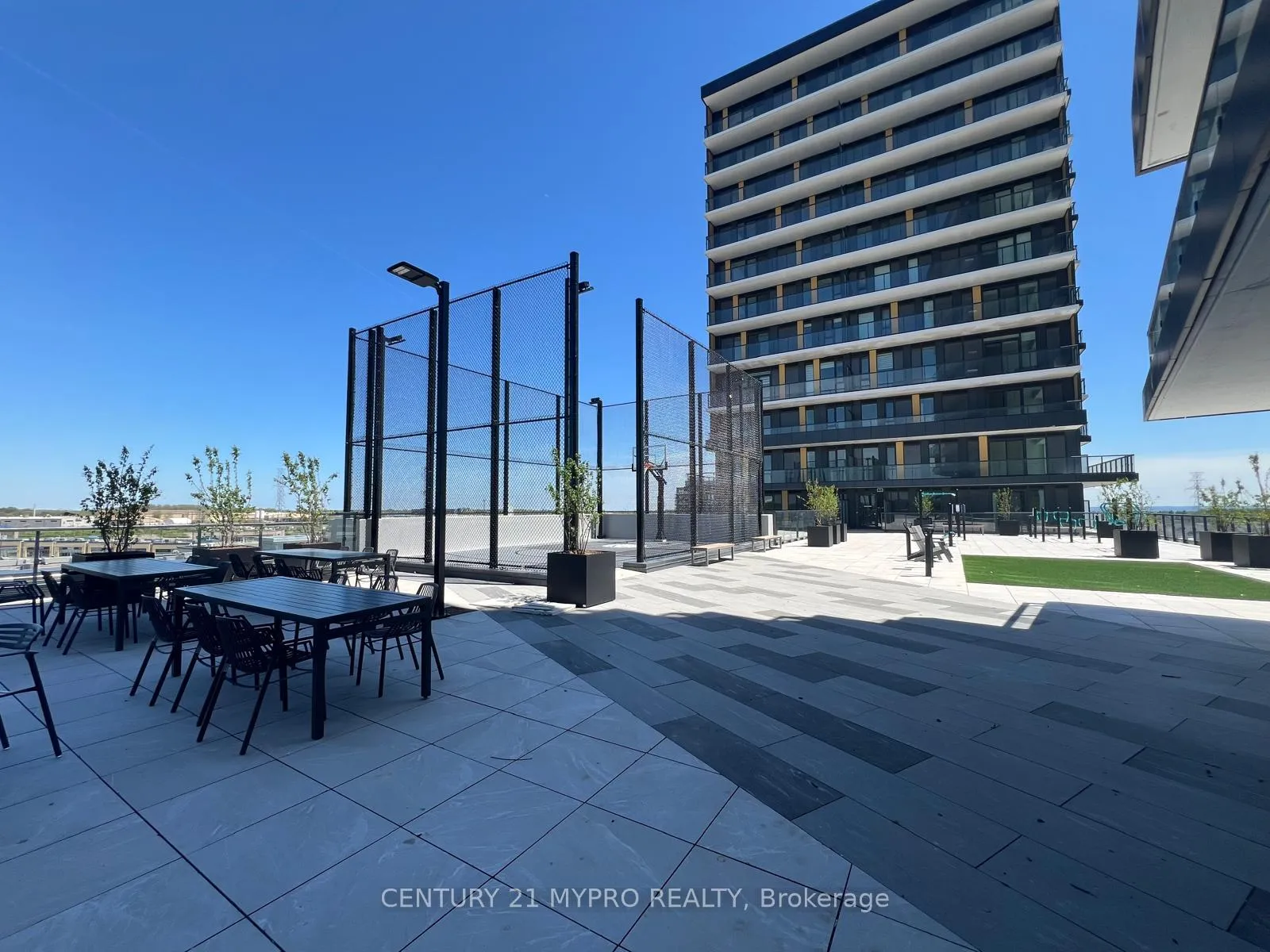 Photo 9 of Unit Unit 601, 4878 Powers Common, Burlington, Alton — HOMEH