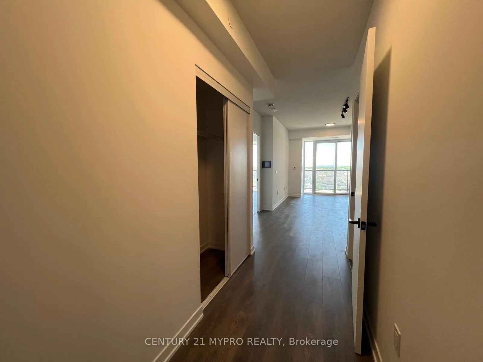 Photo 16 of Unit Unit 601, 4878 Powers Common, Burlington, Alton — HOMEH