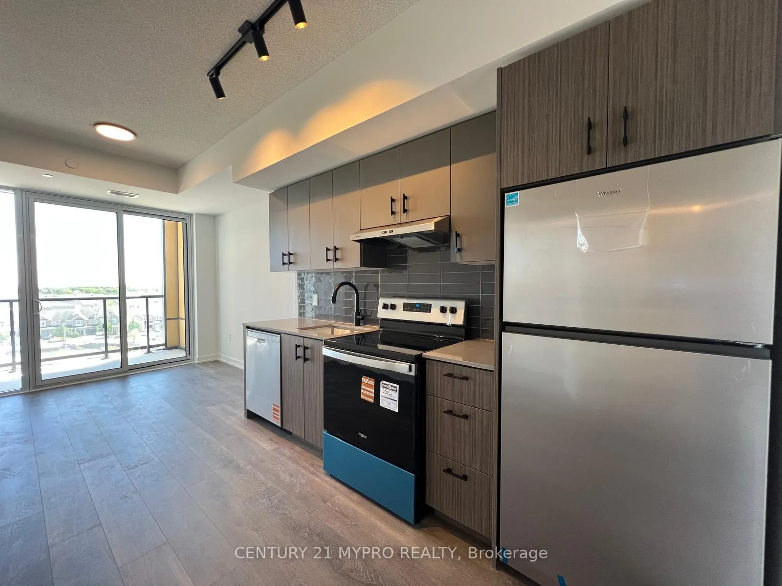 Photo 18 of Unit Unit 601, 4878 Powers Common, Burlington, Alton — HOMEH