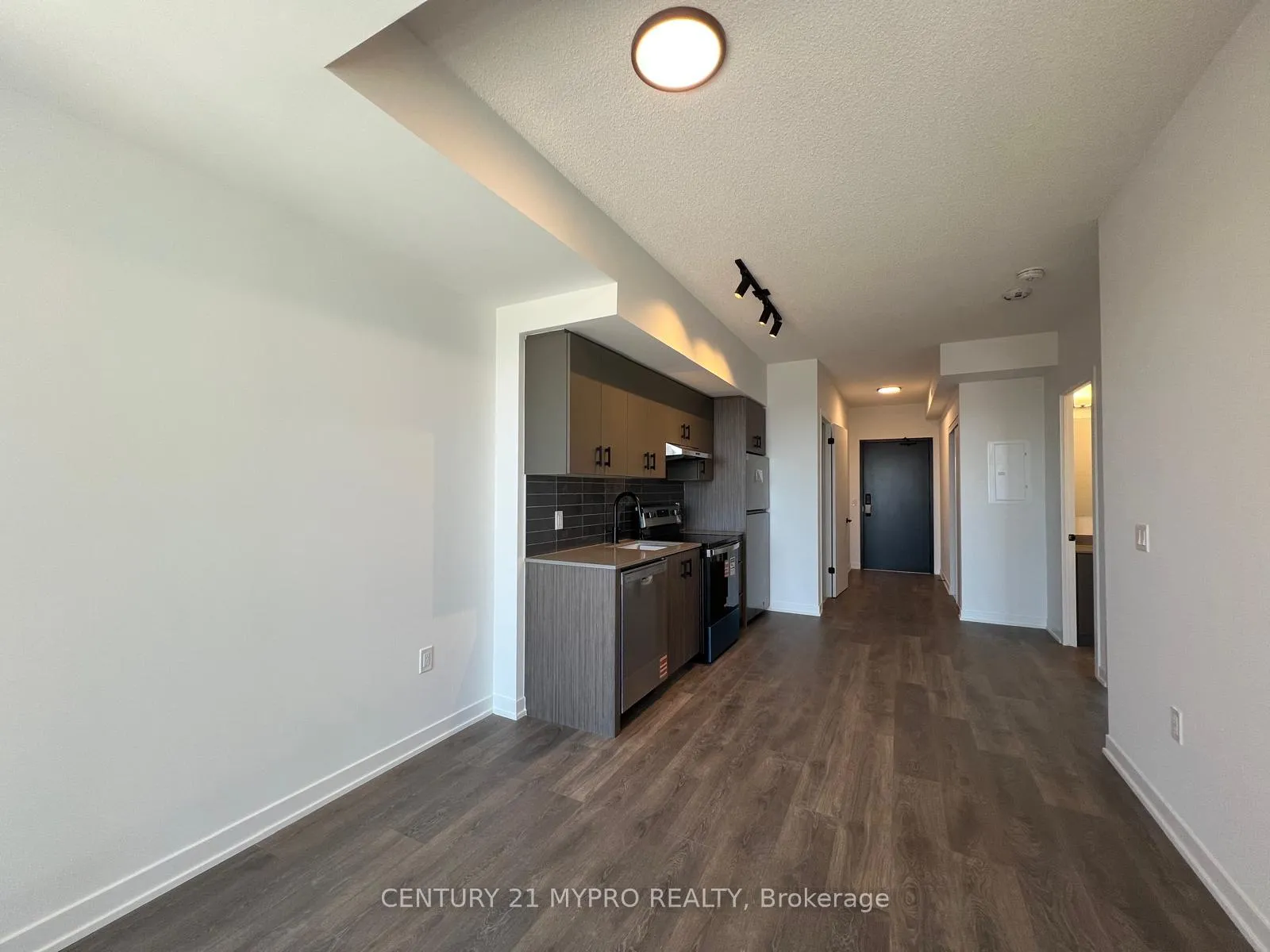 Photo 19 of Unit Unit 601, 4878 Powers Common, Burlington, Alton — HOMEH