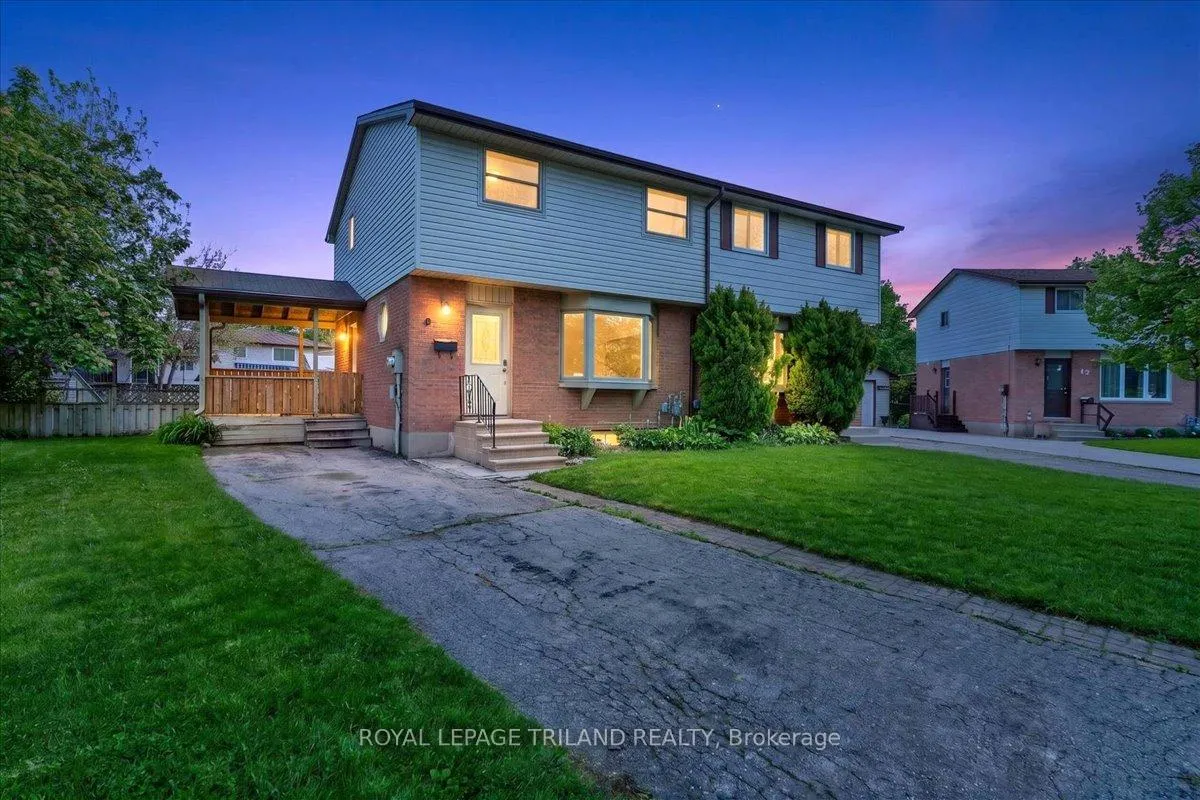 Photo 1 of 9 Parcreek Place, Strathroy-Caradoc, NW — HOMEH