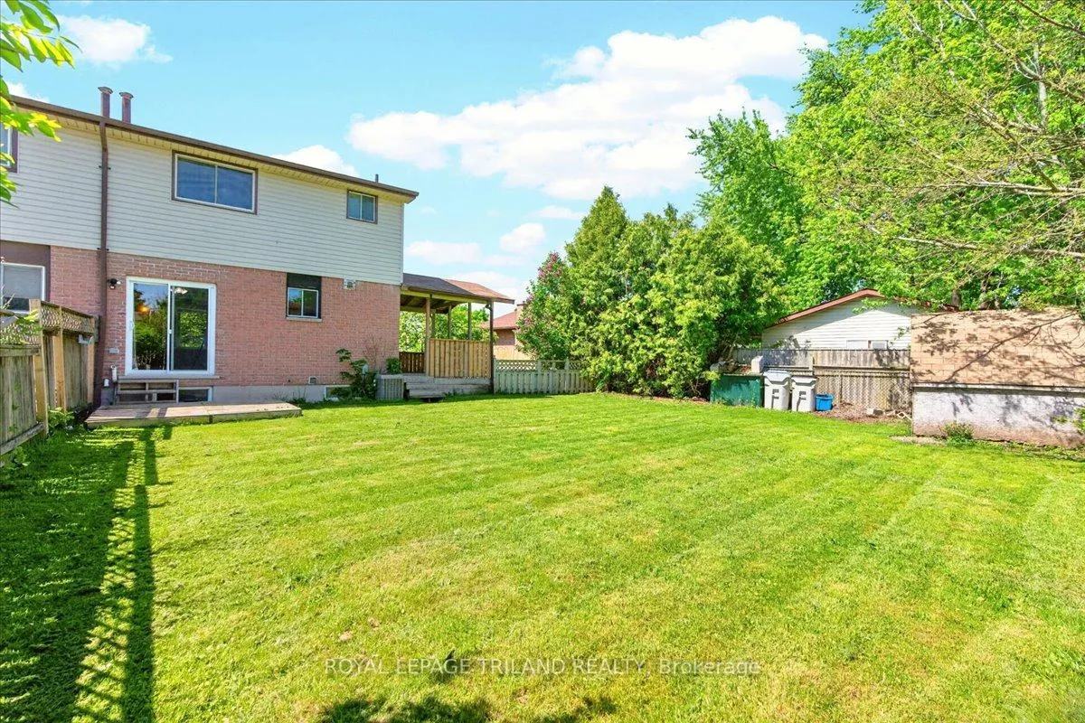 Photo 37 of 9 Parcreek Place, Strathroy-Caradoc, NW — HOMEH