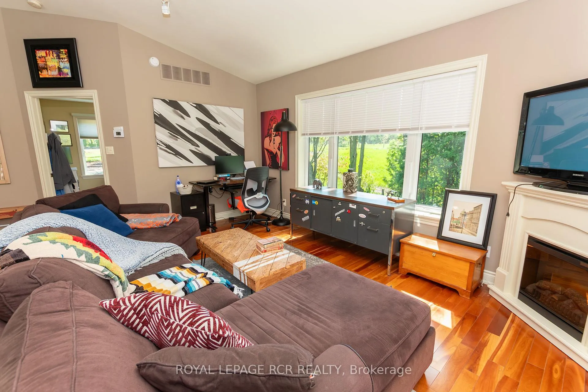 Photo 9 of 20294 Willoughby Road, Caledon, Rural Caledon — HOMEH