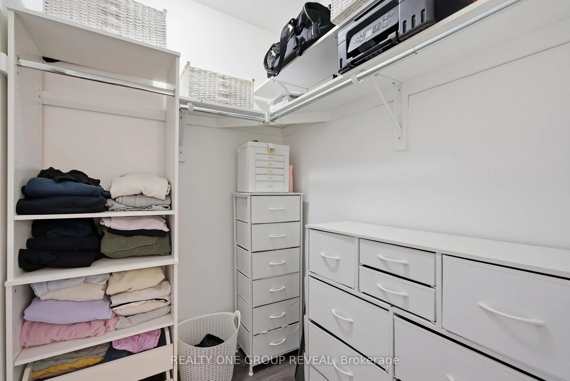 Photo 29 of 910 Taggart Crescent, Oshawa, Pinecrest — HOMEH
