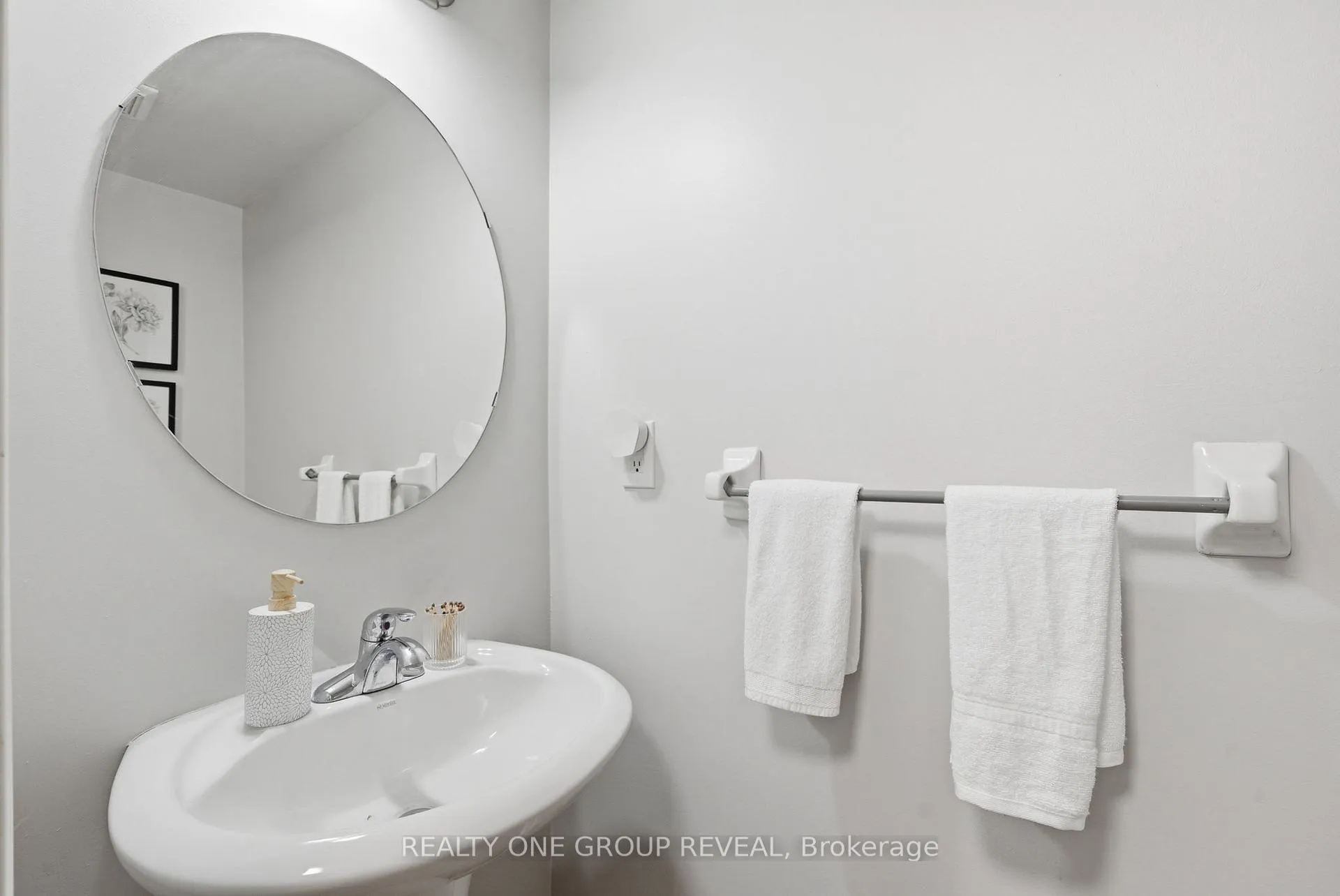 Photo 30 of 910 Taggart Crescent, Oshawa, Pinecrest — HOMEH