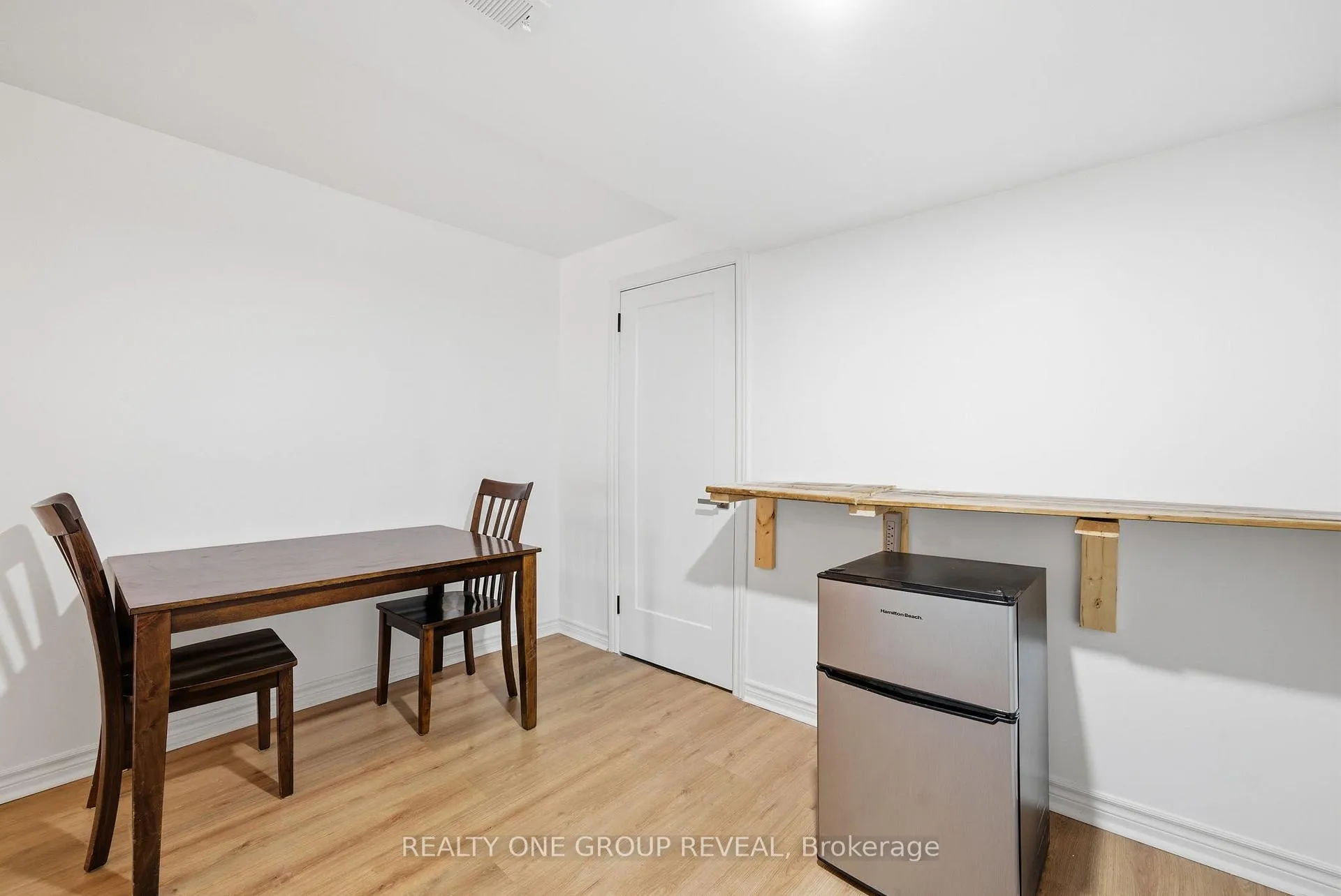Photo 37 of 910 Taggart Crescent, Oshawa, Pinecrest — HOMEH
