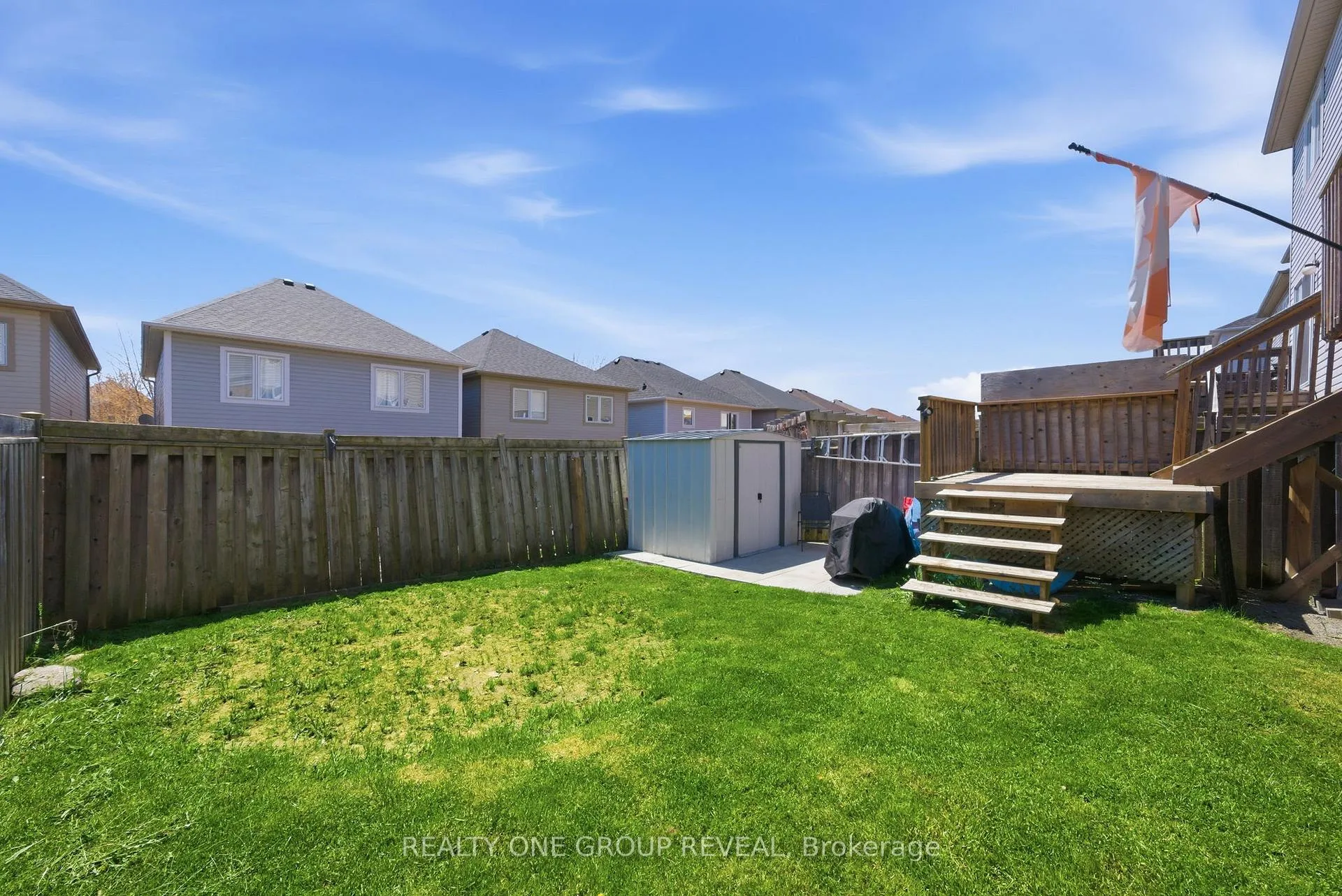 Photo 40 of 910 Taggart Crescent, Oshawa, Pinecrest — HOMEH
