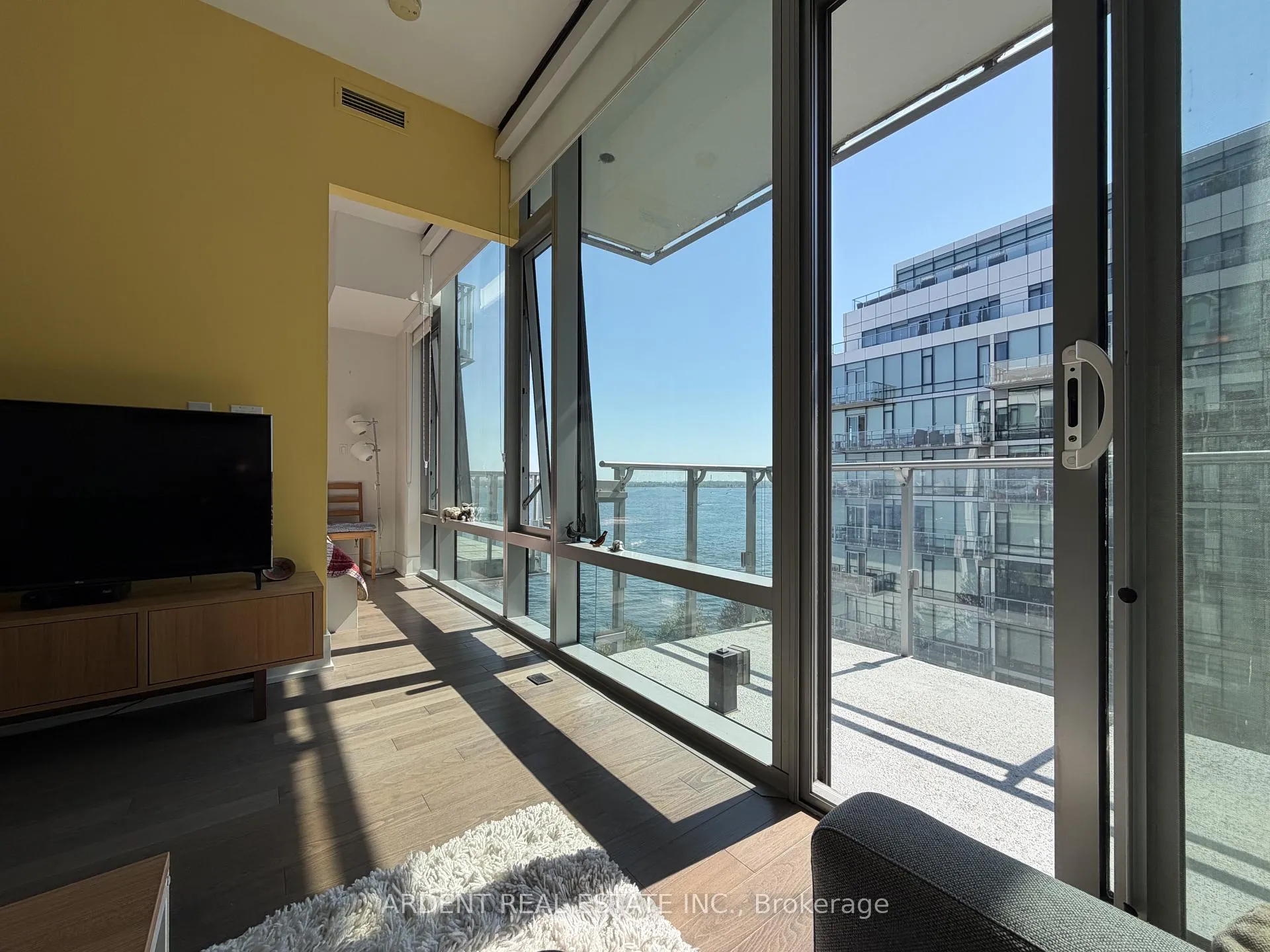 Photo 20 of Unit 824, 39 Queens Quay E, Toronto, Waterfront Communities — HOMEH