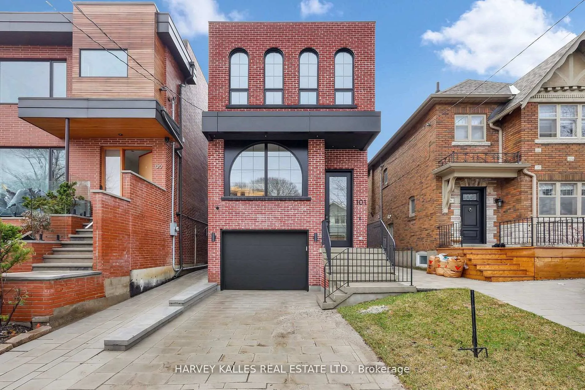 Front of 101 Briar Hill Avenue
