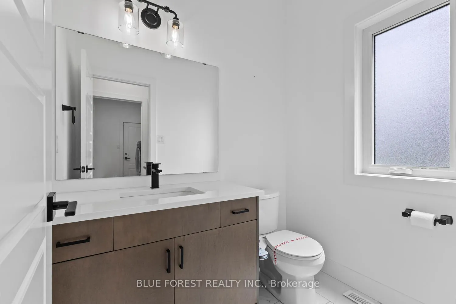 Photo 18 of 37 Evylean Court, St. Thomas — HOMEH