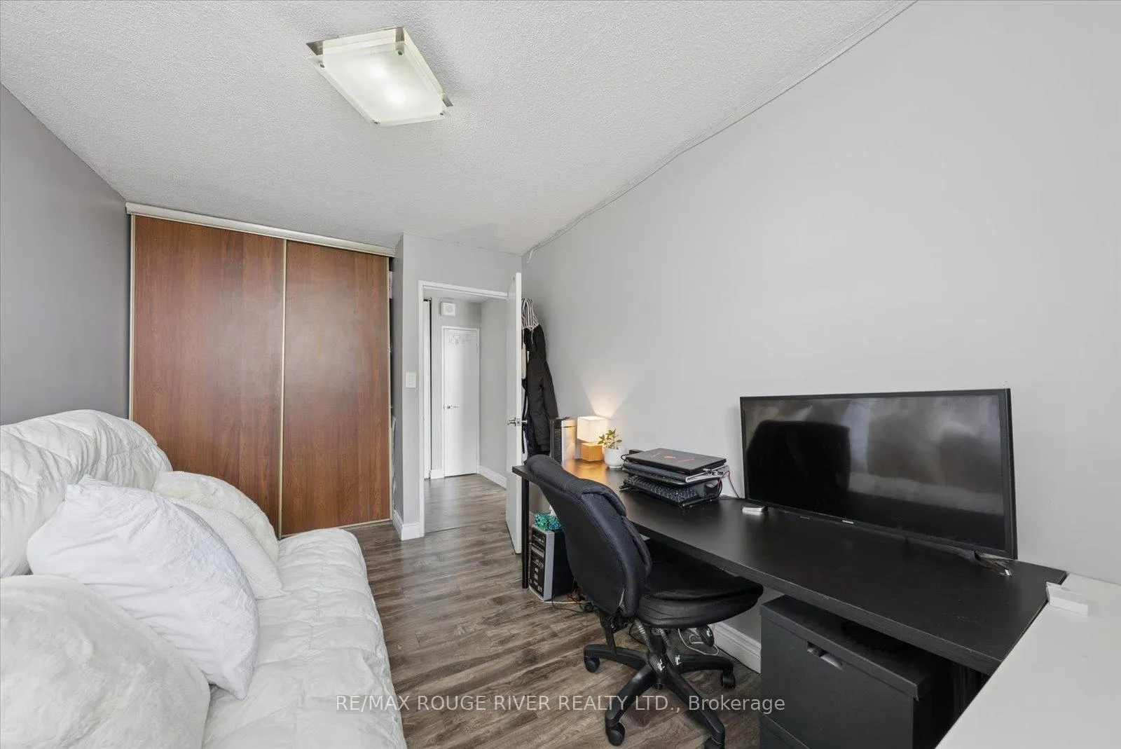 Photo 27 of Unit 907, 90 Ling Road, Scarborough, West Hill — HOMEH
