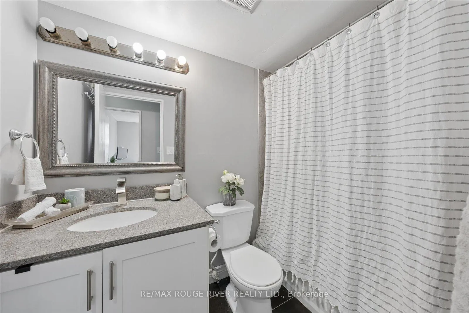 Photo 28 of Unit 907, 90 Ling Road, Scarborough, West Hill — HOMEH