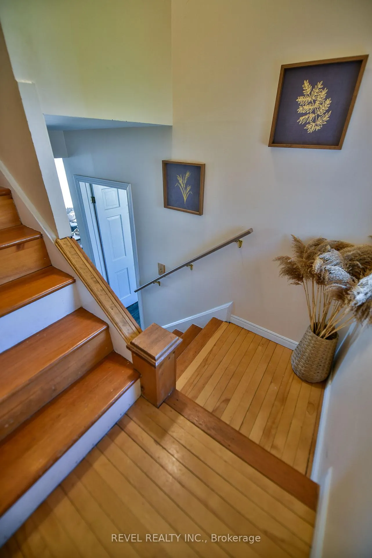 Photo 21 of 100 Cecil Avenue, Timmins, SP - Main Area — HOMEH