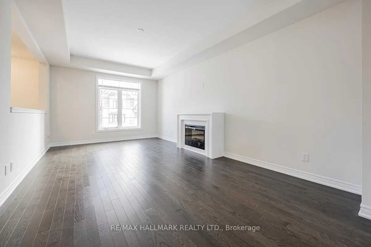 Photo 2 of 91 Elkington Crescent, Whitby, Rural Whitby — HOMEH