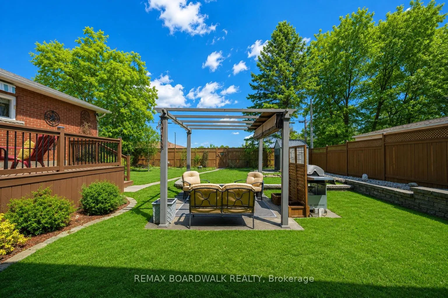 Photo 7 of 89 Stewart Boulevard, Brockville — HOMEH