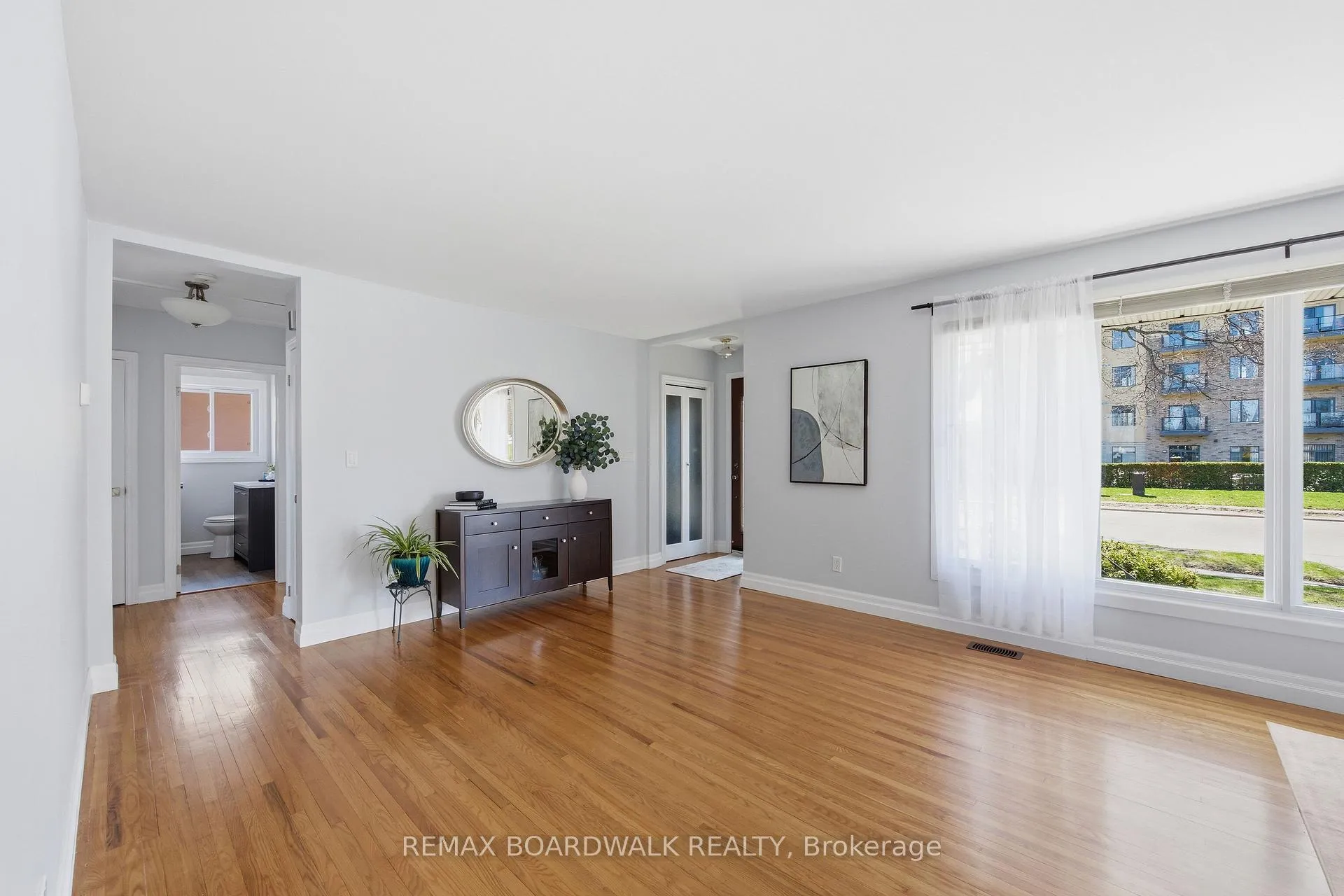 Photo 16 of 89 Stewart Boulevard, Brockville — HOMEH
