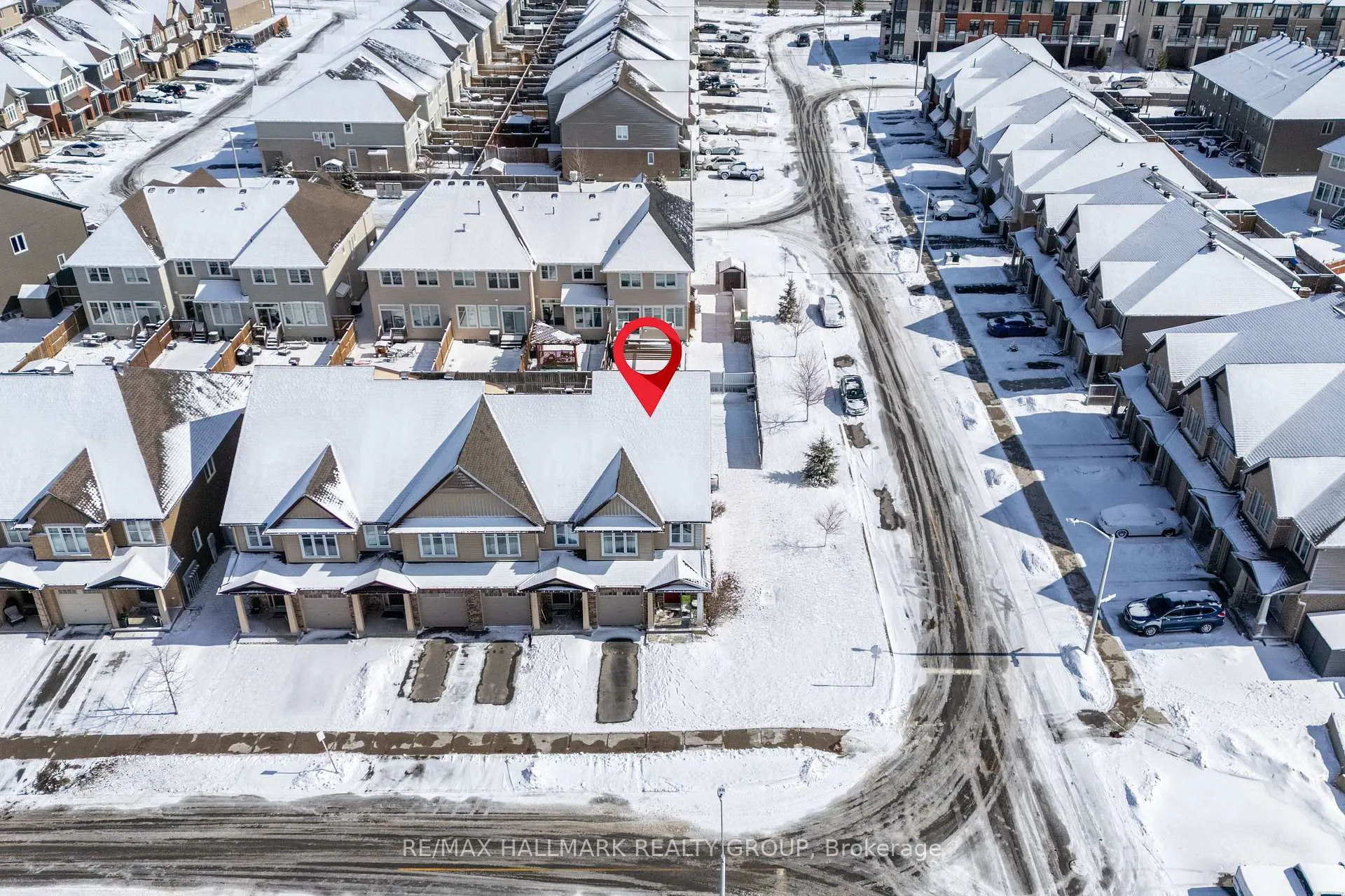 Photo 2 of 844 Cedar Creek Drive, Ottawa, Blossom Park/Kemp Park/Findlay Creek — HOMEH