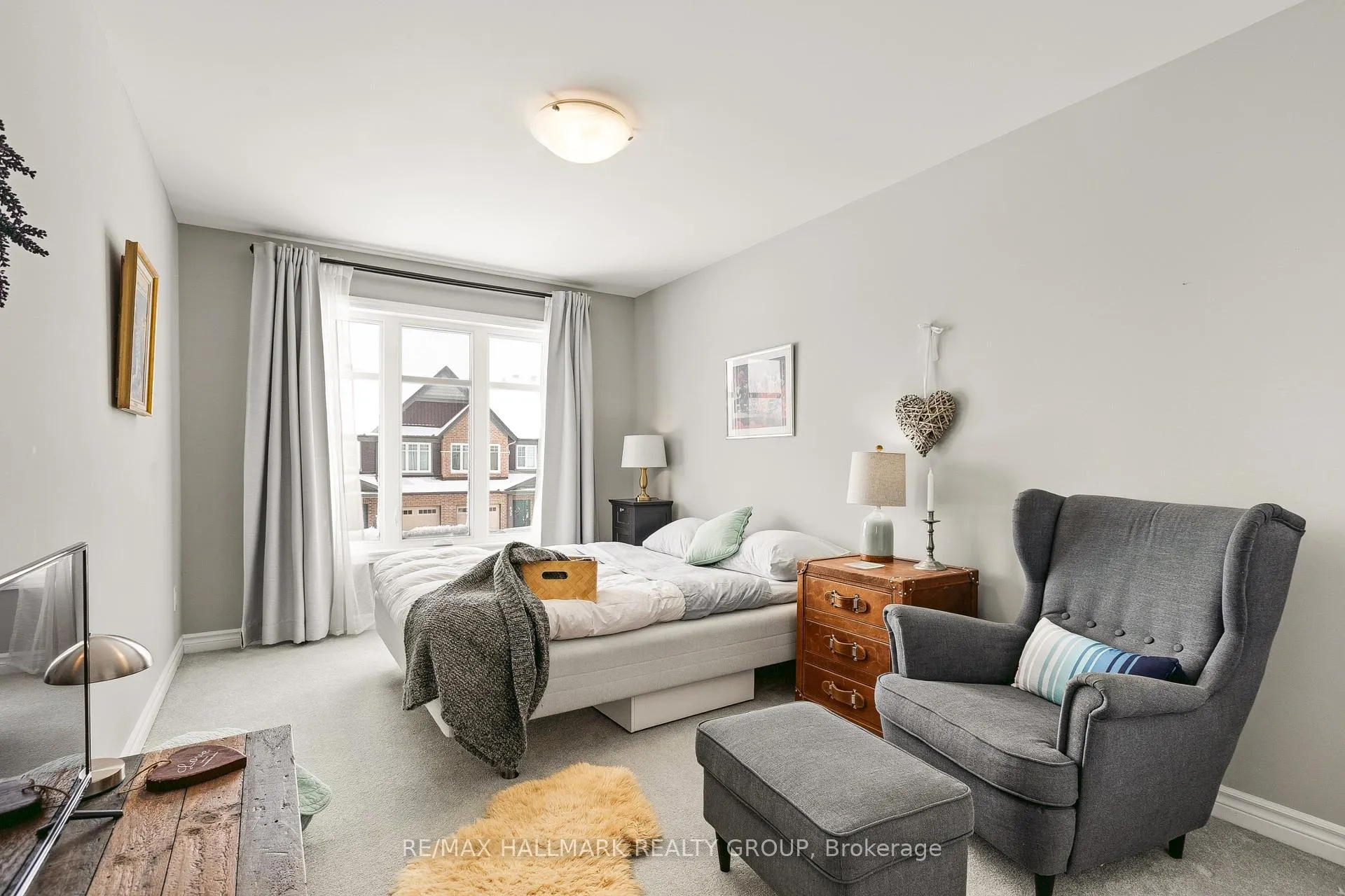 Photo 21 of 844 Cedar Creek Drive, Ottawa, Blossom Park/Kemp Park/Findlay Creek — HOMEH