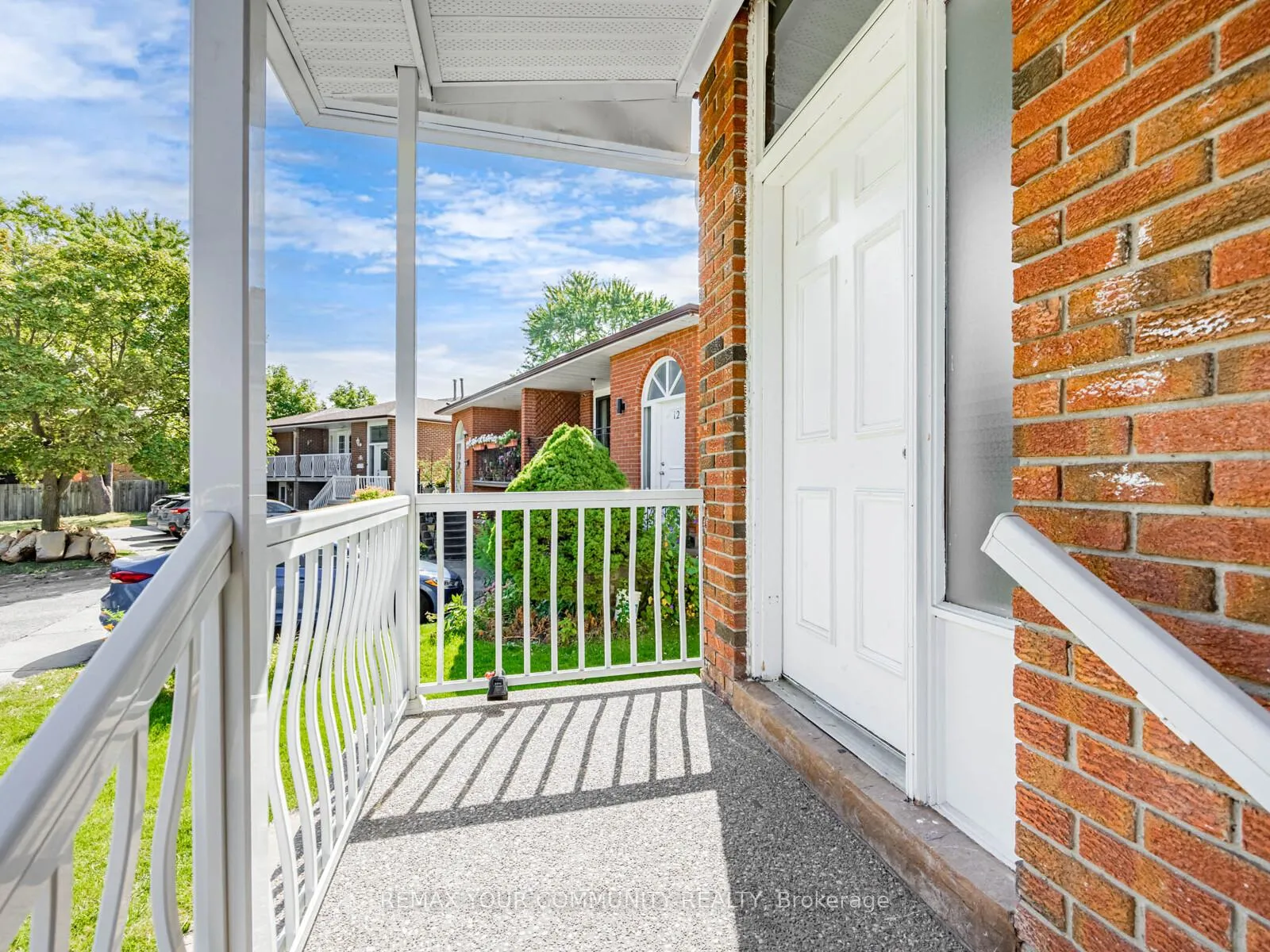 Photo 6 of 14 Roseville Drive, Brampton, Brampton South — HOMEH
