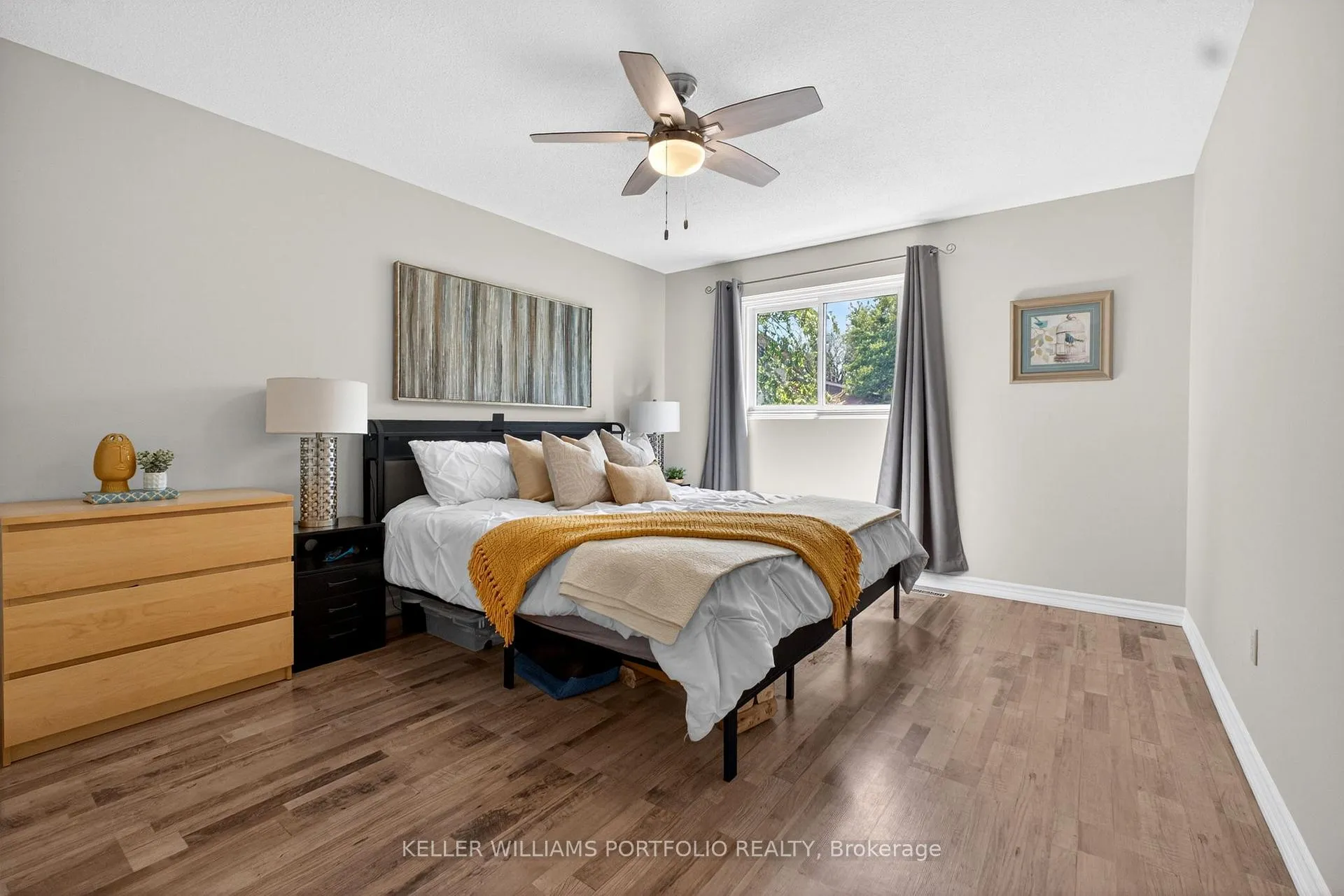 Photo 18 of 38 Laurelcrest Street, Brampton, Westgate — HOMEH