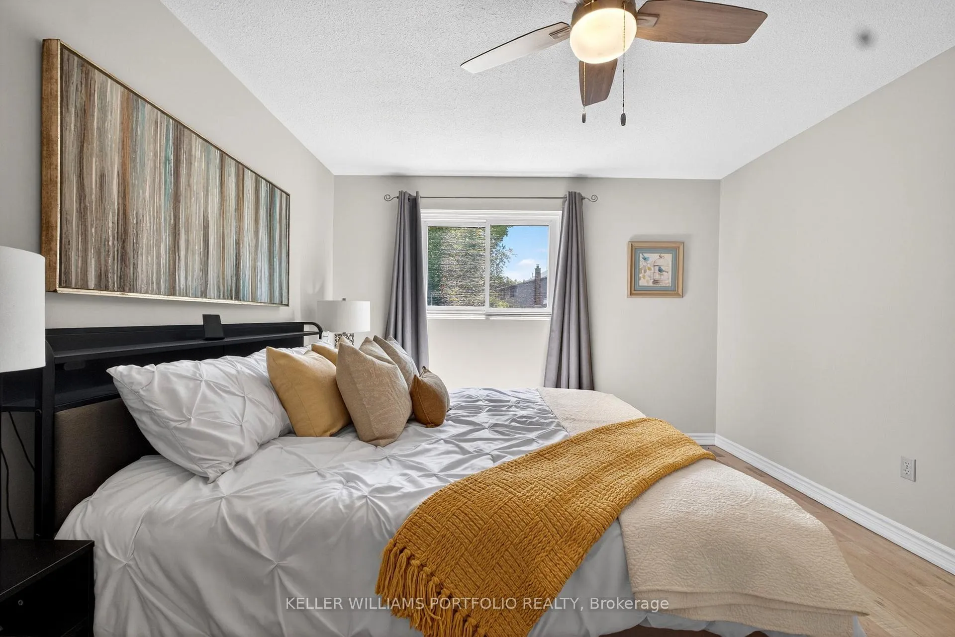 Photo 20 of 38 Laurelcrest Street, Brampton, Westgate — HOMEH