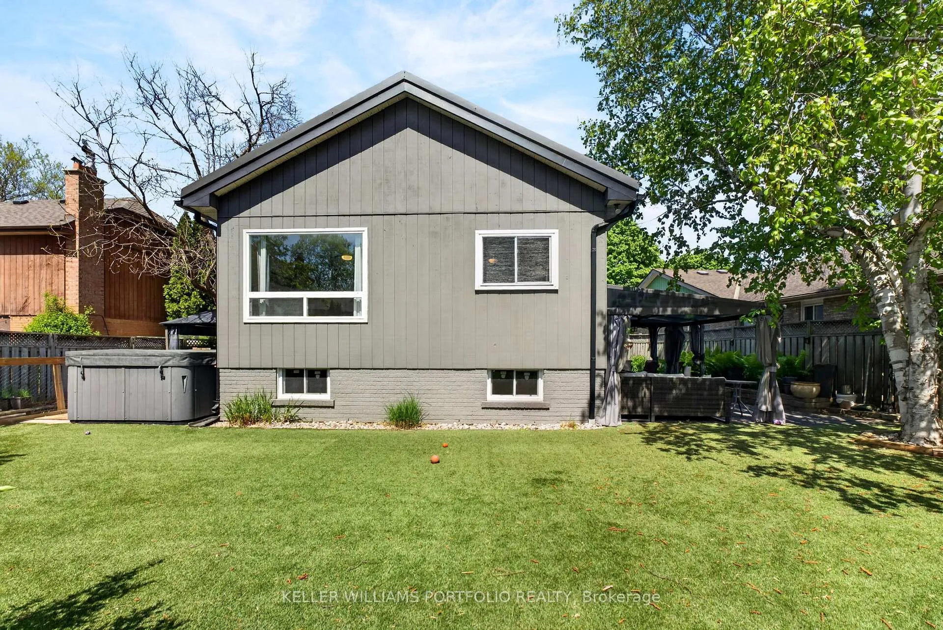Photo 33 of 38 Laurelcrest Street, Brampton, Westgate — HOMEH